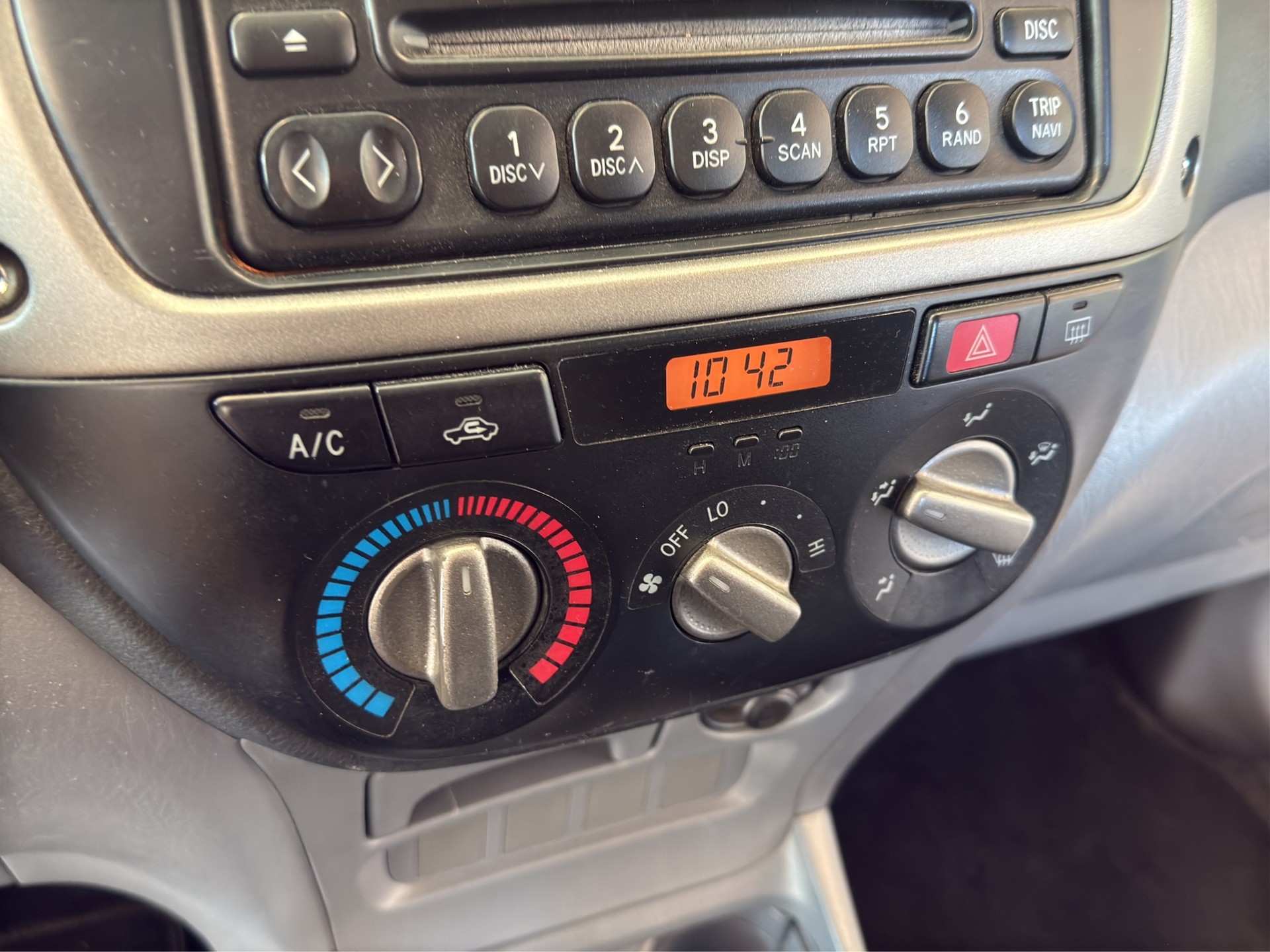 TOYOTA RAV-4 2.0 16V Linea Sol-image-22