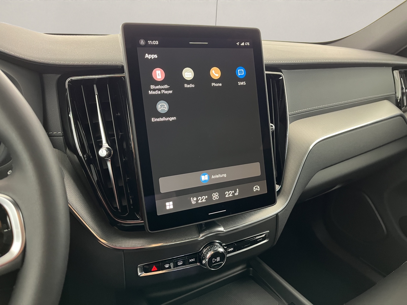 VOLVO XC60 2.0 T8 TE Black Edition eAWD-image-11