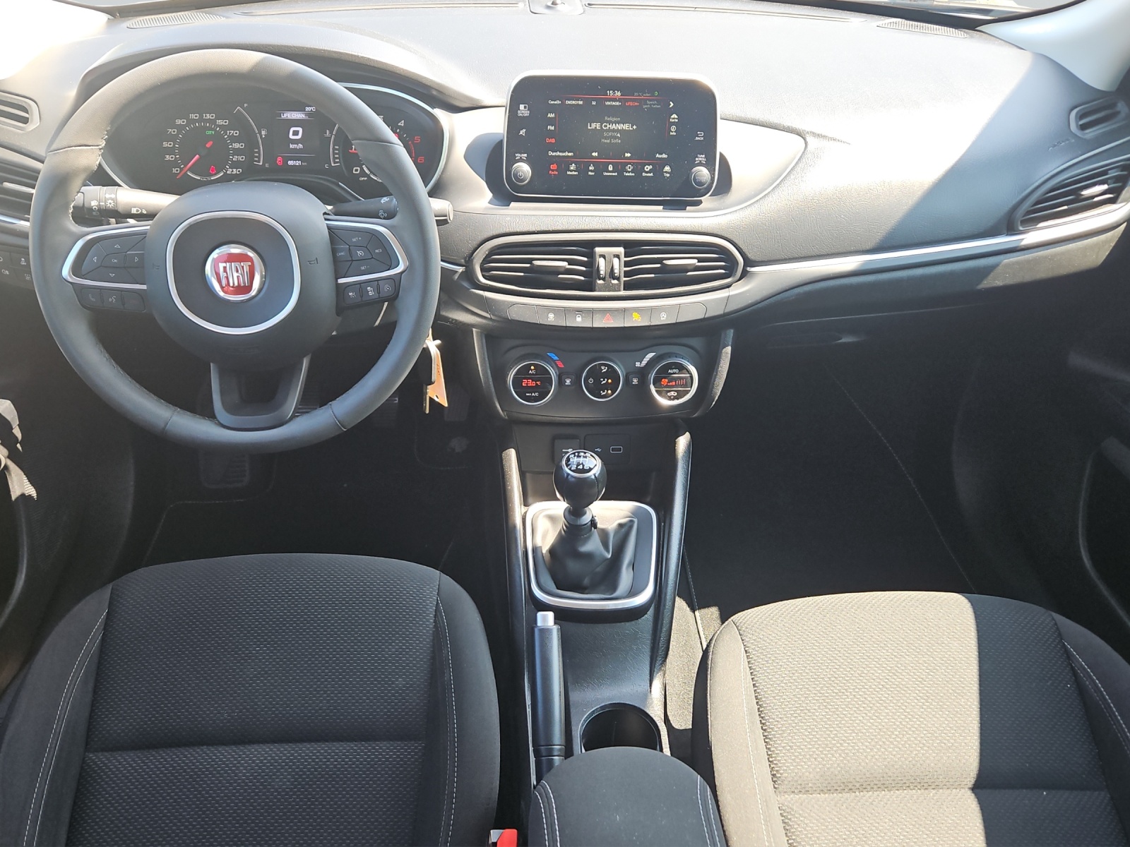FIAT Tipo SW 1.6 JTD Lounge-image-11