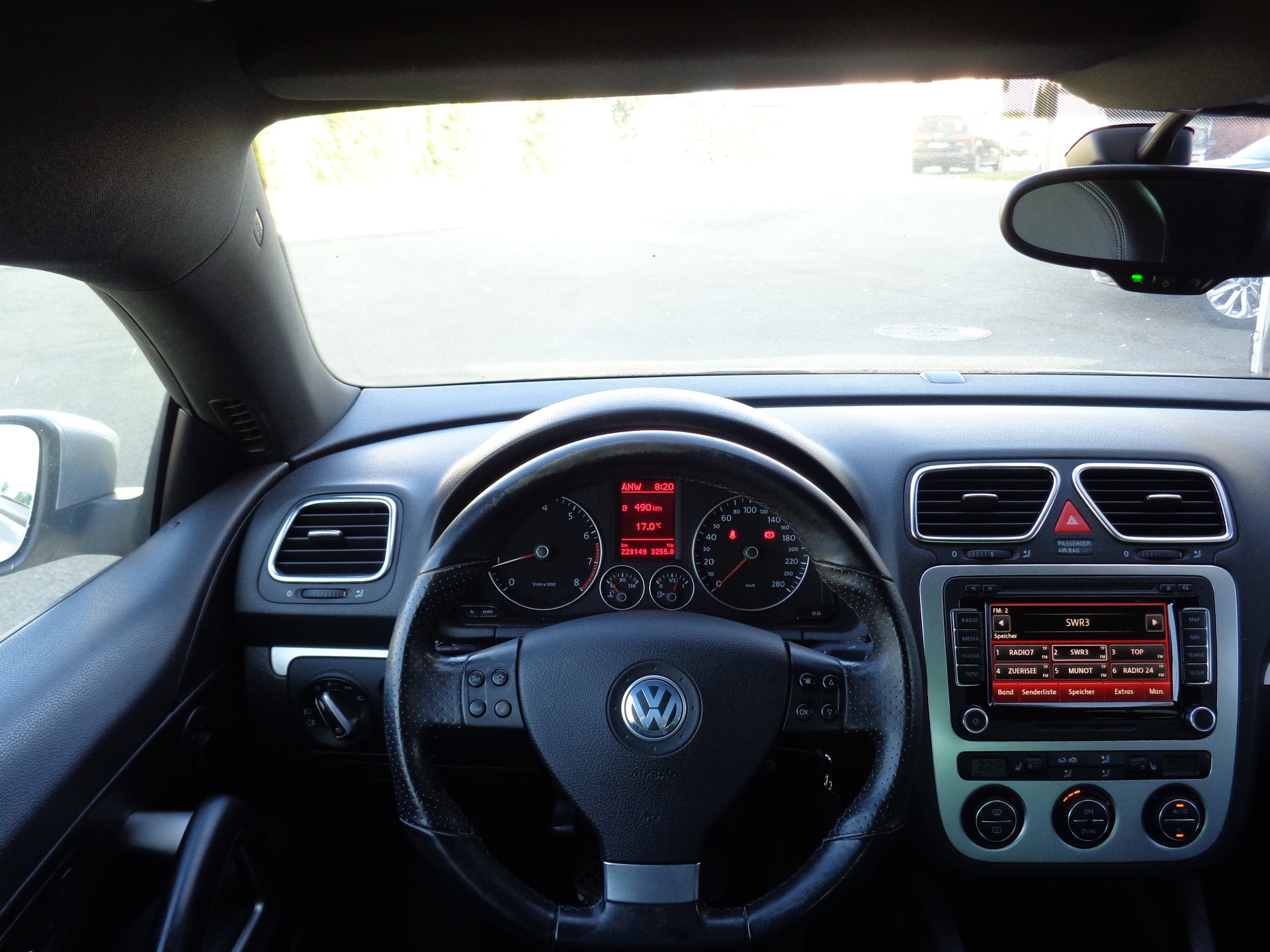 VW Scirocco 2.0 TSI-image-8
