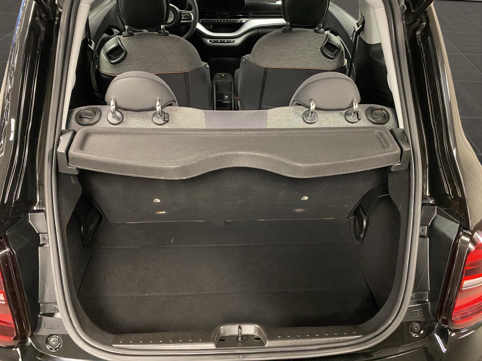 FIAT 500 electric Icon-image-4