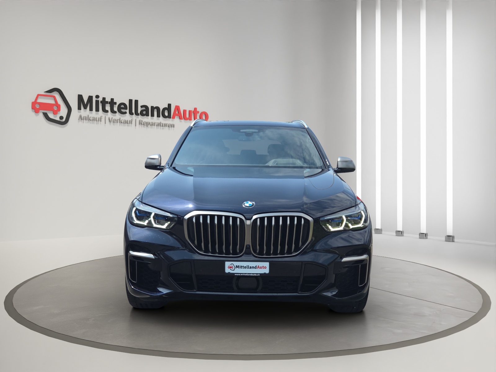 BMW X5 xDrive M50i Steptronic-image-1