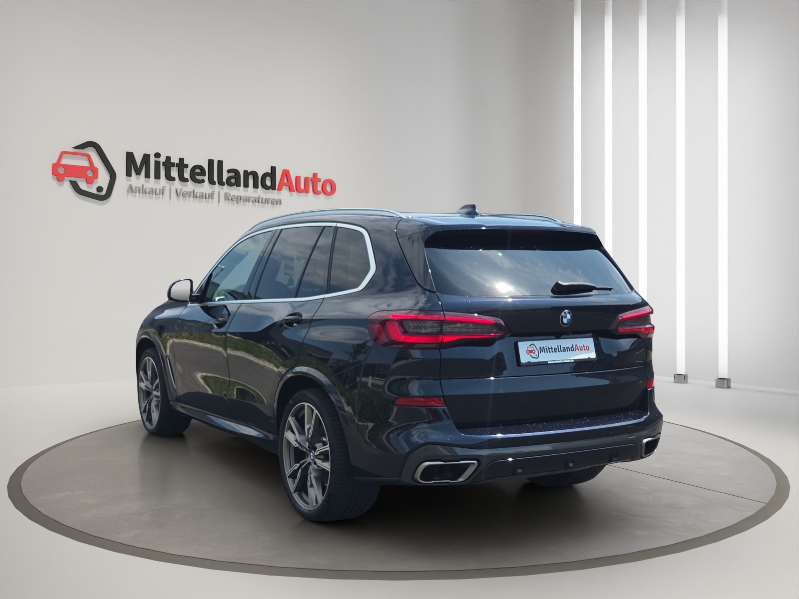 BMW X5 xDrive M50i Steptronic-image-11