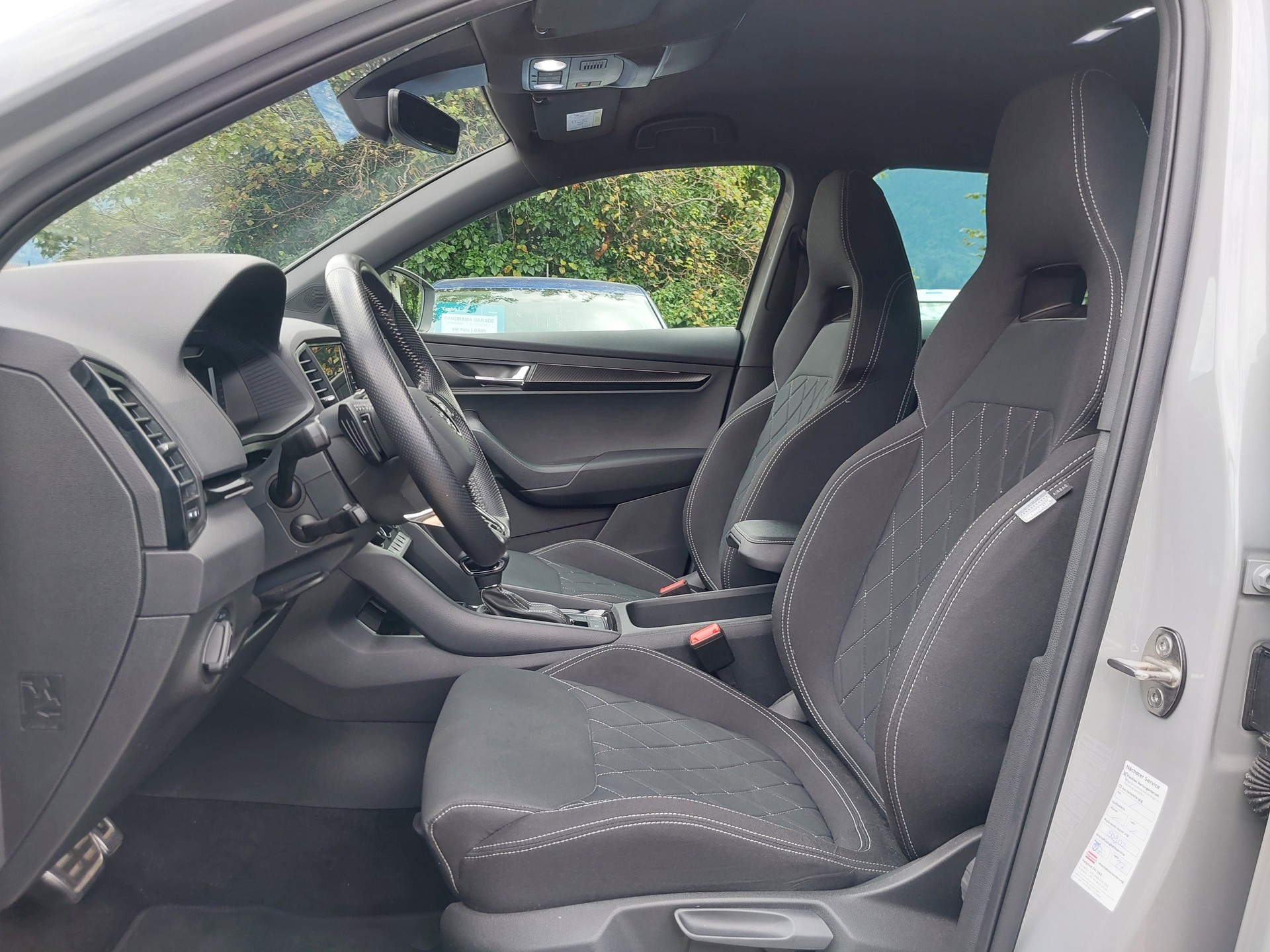 SKODA Karoq 2.0 TDI CR SportLine 4x4 DSG-image-5