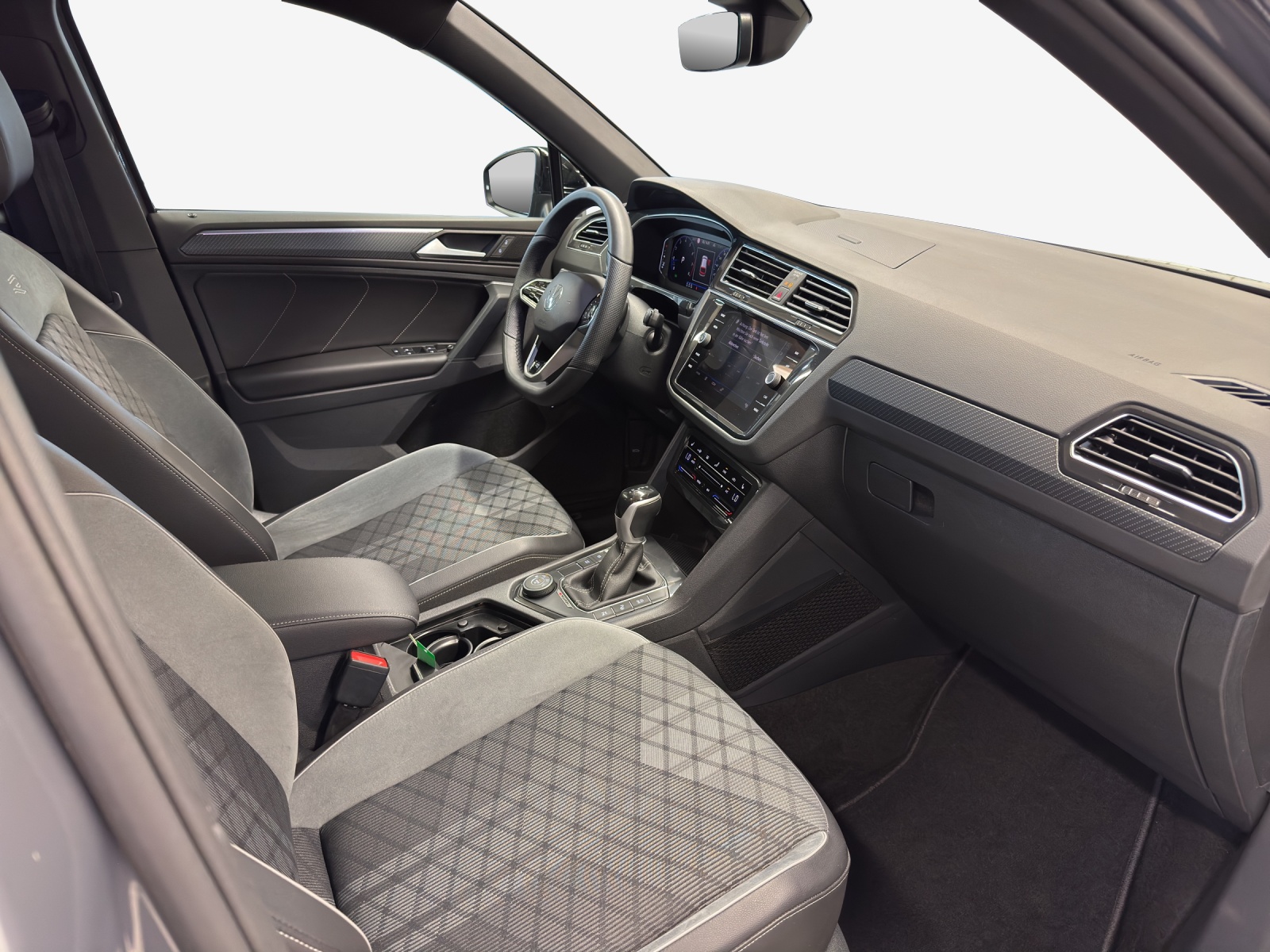 VW Tiguan 2.0TSI R-Line 4Motion DSG-image-14