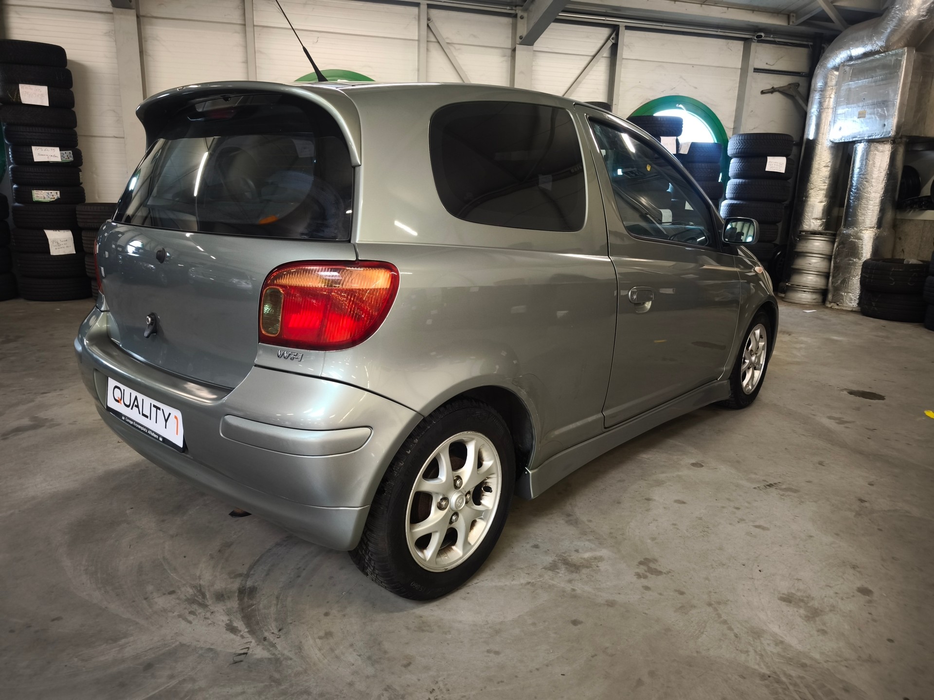 TOYOTA Yaris 1.3 Linea Luna-image-2