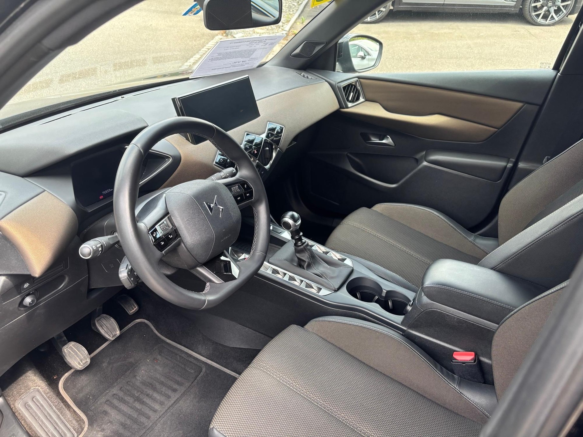 DS AUTOMOBILES 3 Crossback 1.5 BlueHDi So Chic-image-6