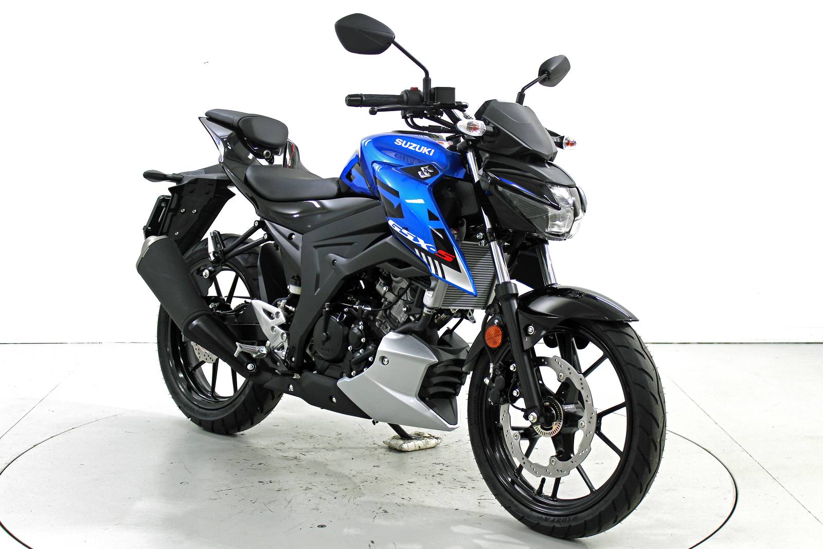 SUZUKI GSX-S 125-showroom-element-1