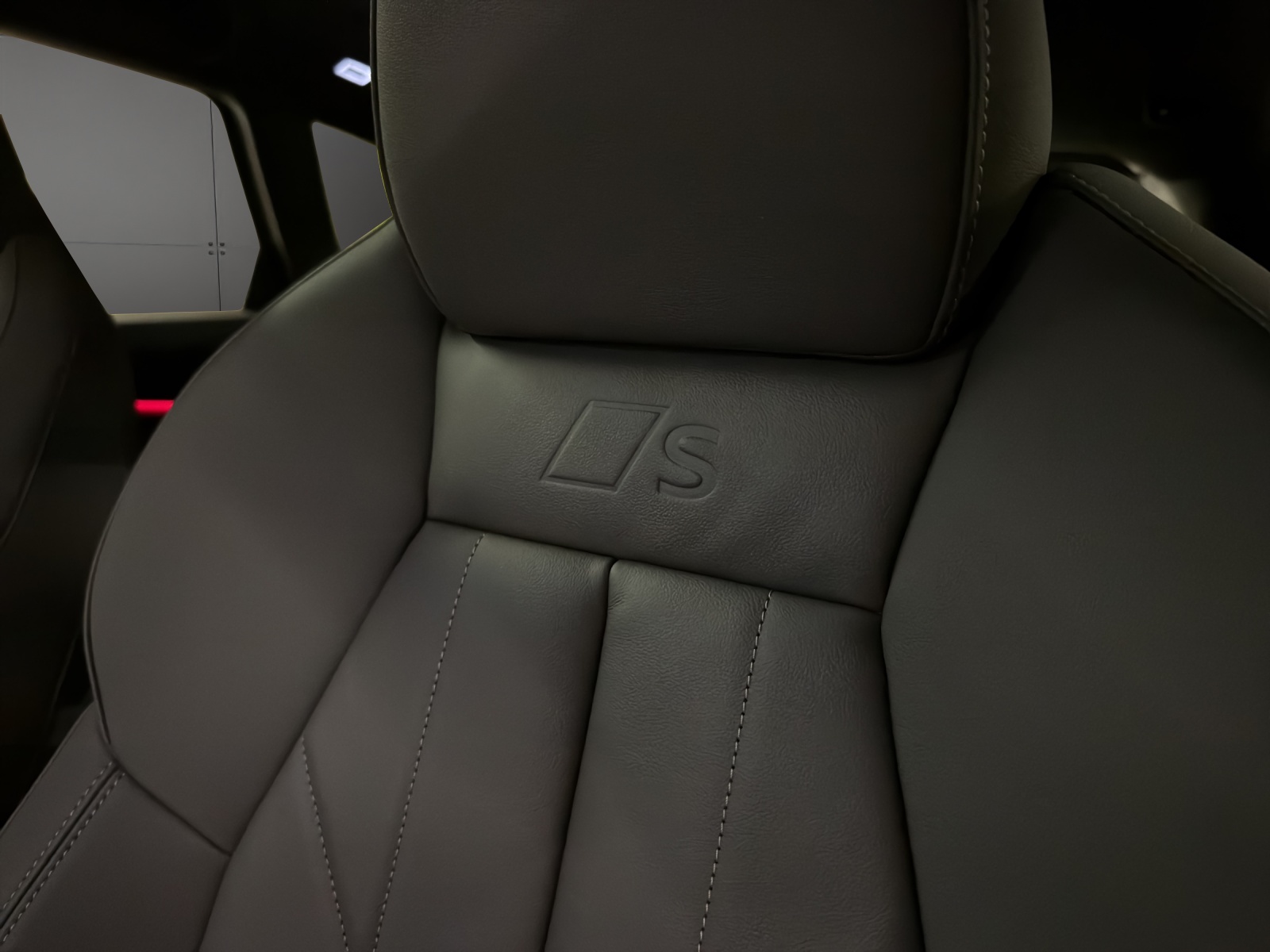 AUDI Q5 e-hybrid quattro 220 kW S-tronic-image-24