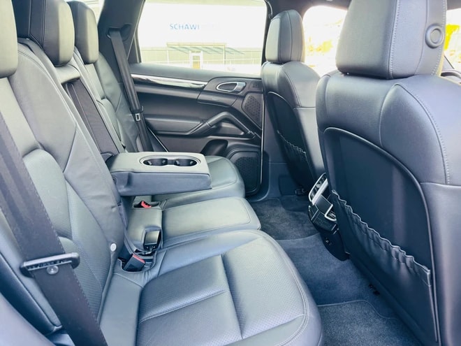 PORSCHE Cayenne S-image-9