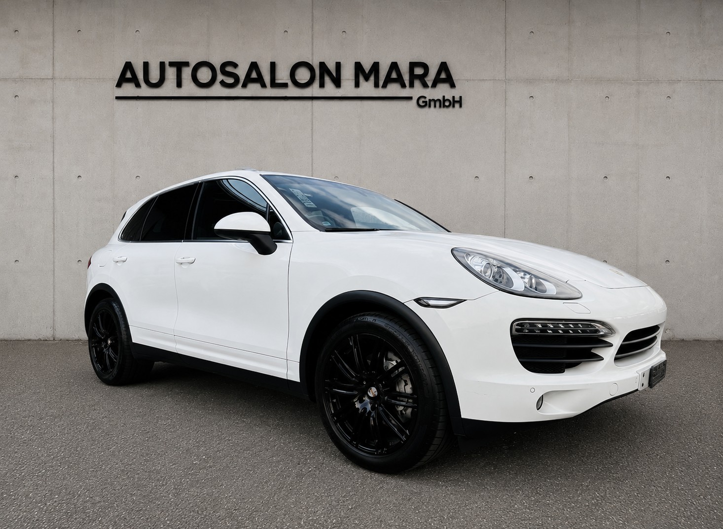 PORSCHE Cayenne S-image-7