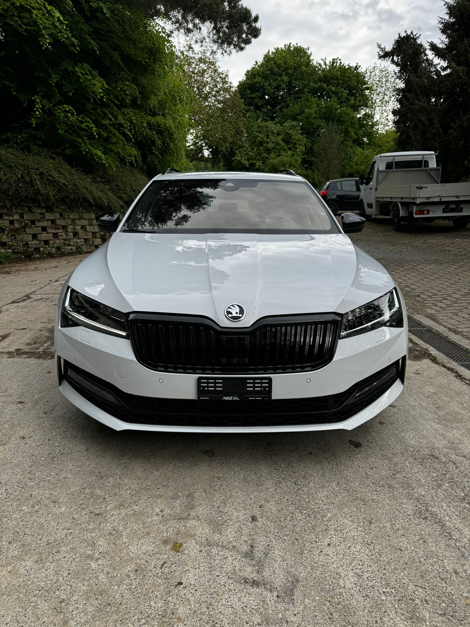 SKODA Superb Combi 2.0 TSI SportLine 4x4 DSG-image-5