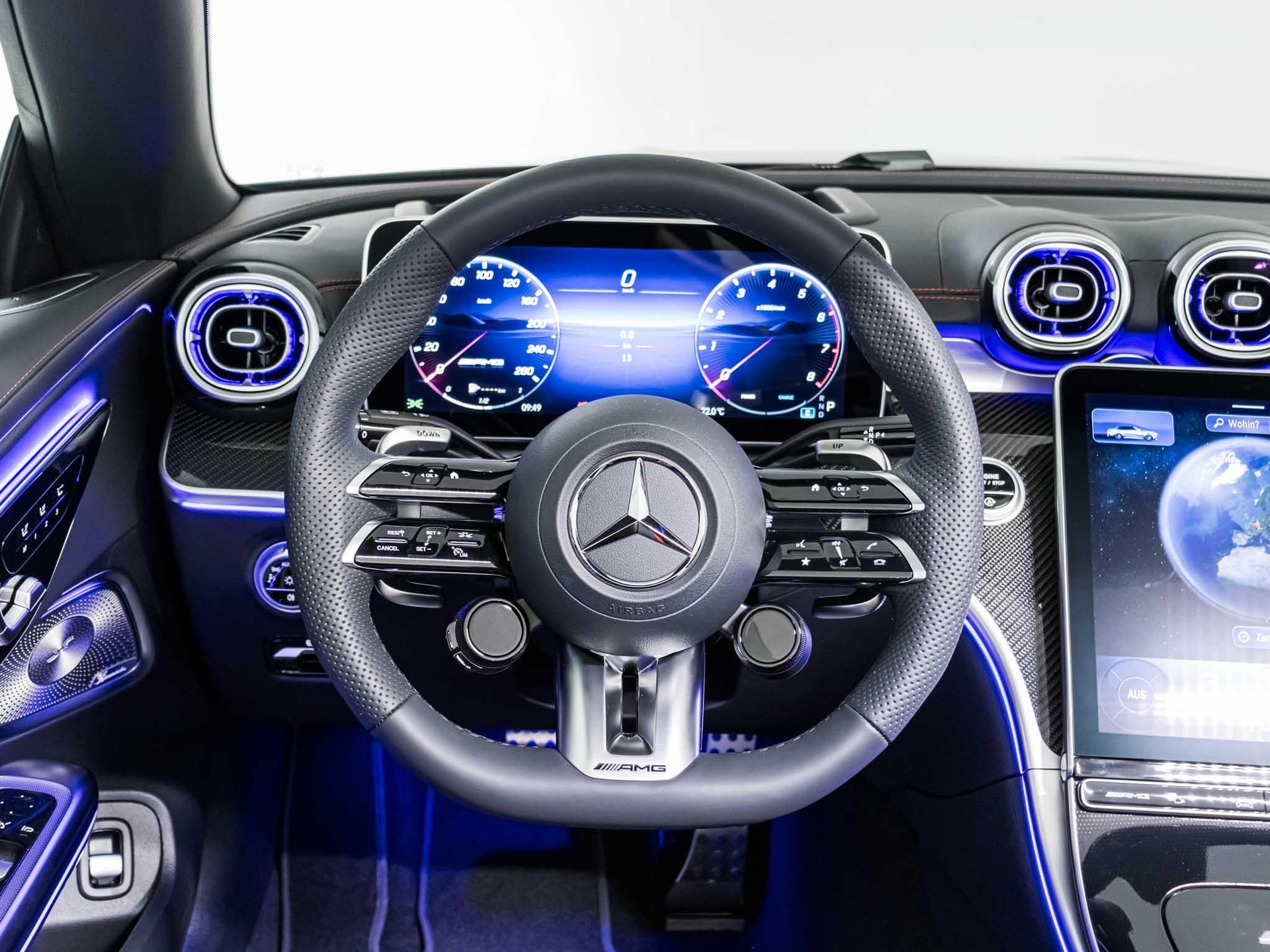 MERCEDES-BENZ CLE 53 AMG 4MATIC+ Cabriolet-image-10