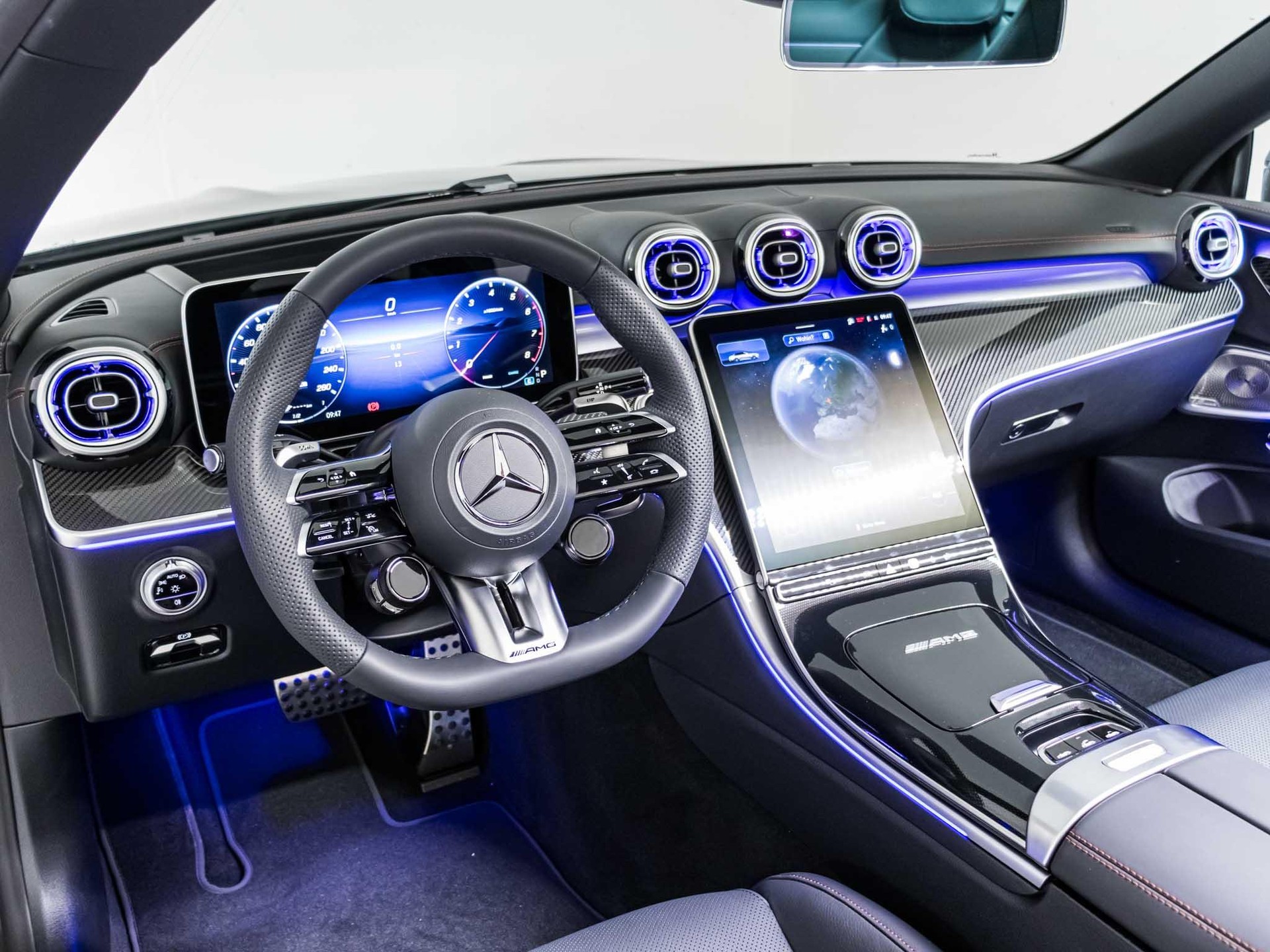 MERCEDES-BENZ CLE 53 AMG 4MATIC+ Cabriolet-image-8