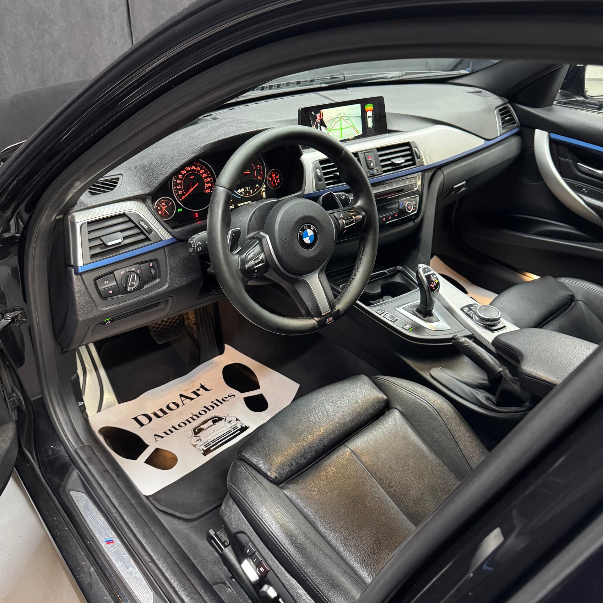 BMW 335d xDrive Touring M Sport Line Steptronic-image-9