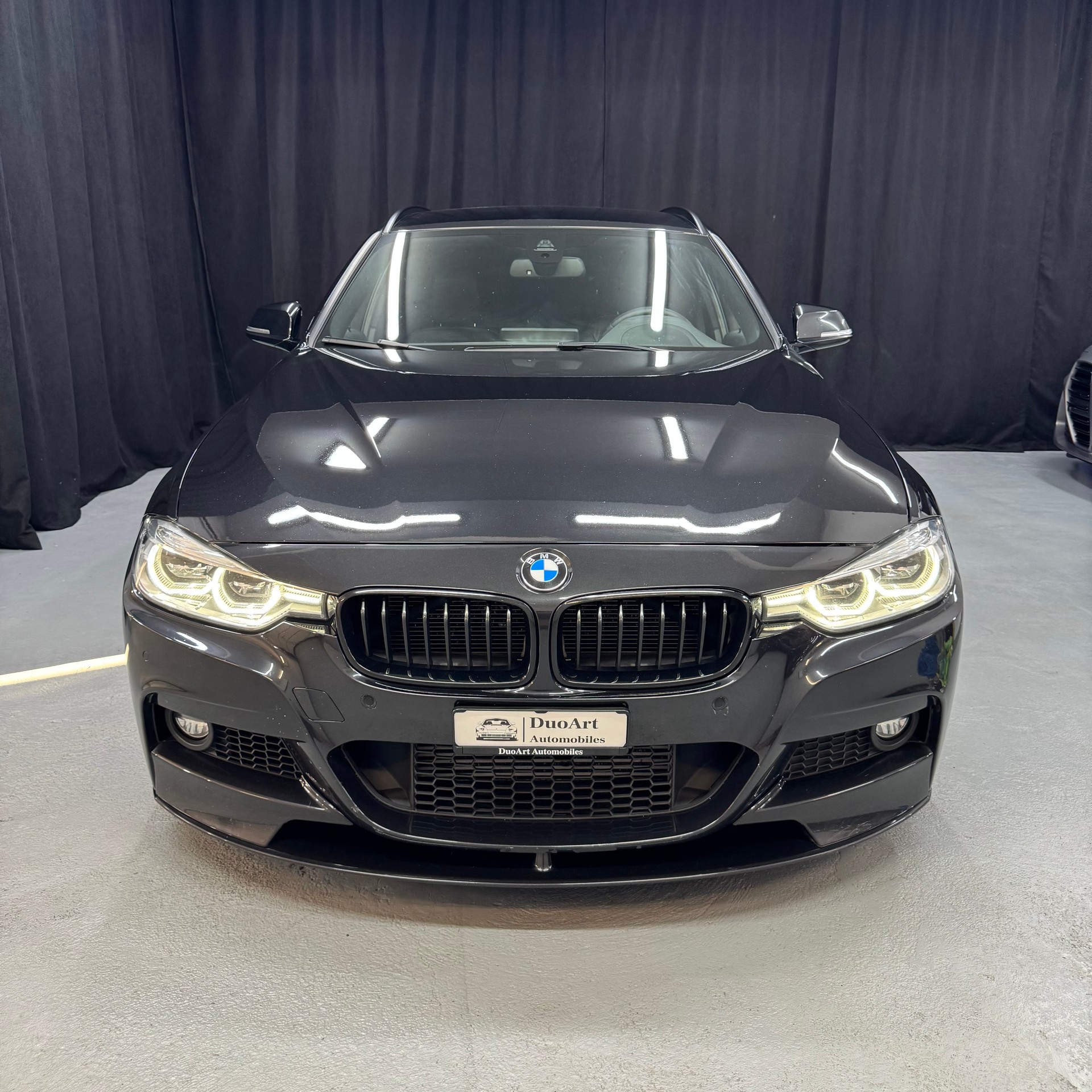 BMW 335d xDrive Touring M Sport Line Steptronic-image-2