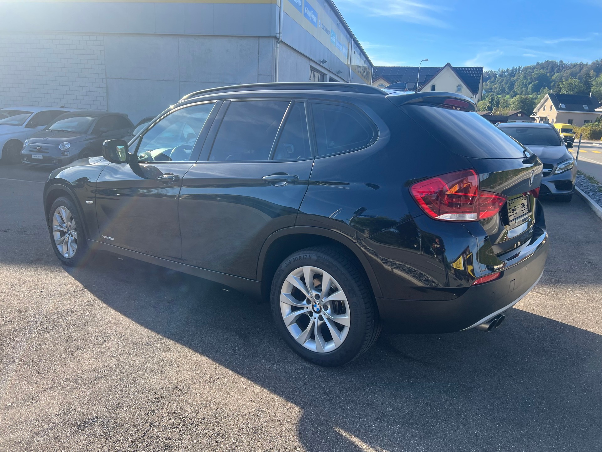 BMW X1 xDrive 28i Steptronic-image-15