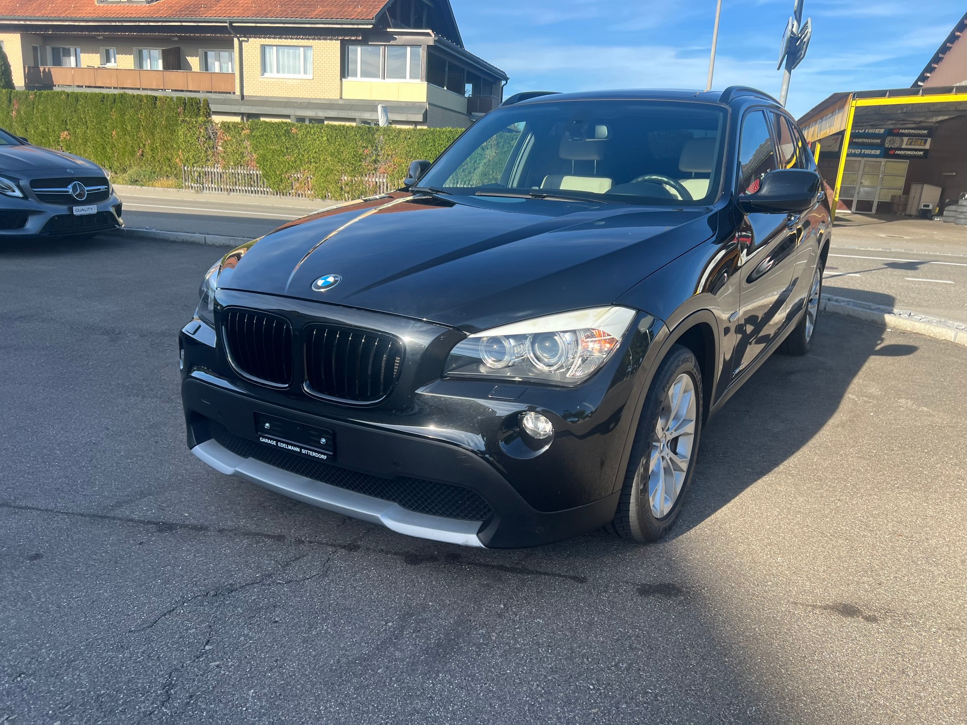 BMW X1 xDrive 28i Steptronic-image-2