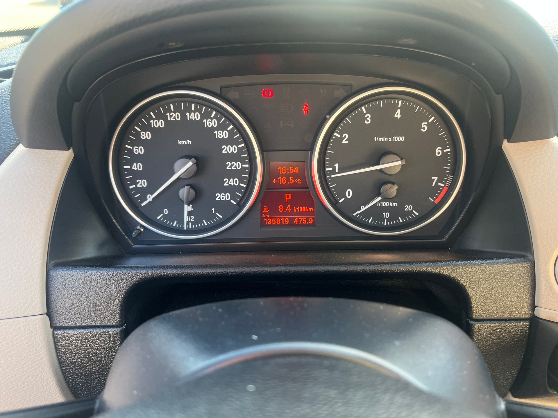 BMW X1 xDrive 28i Steptronic-image-19