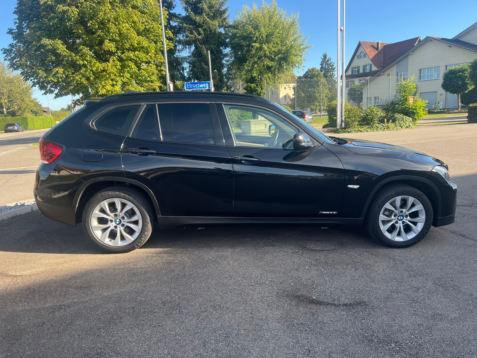 BMW X1 xDrive 28i Steptronic-image-9