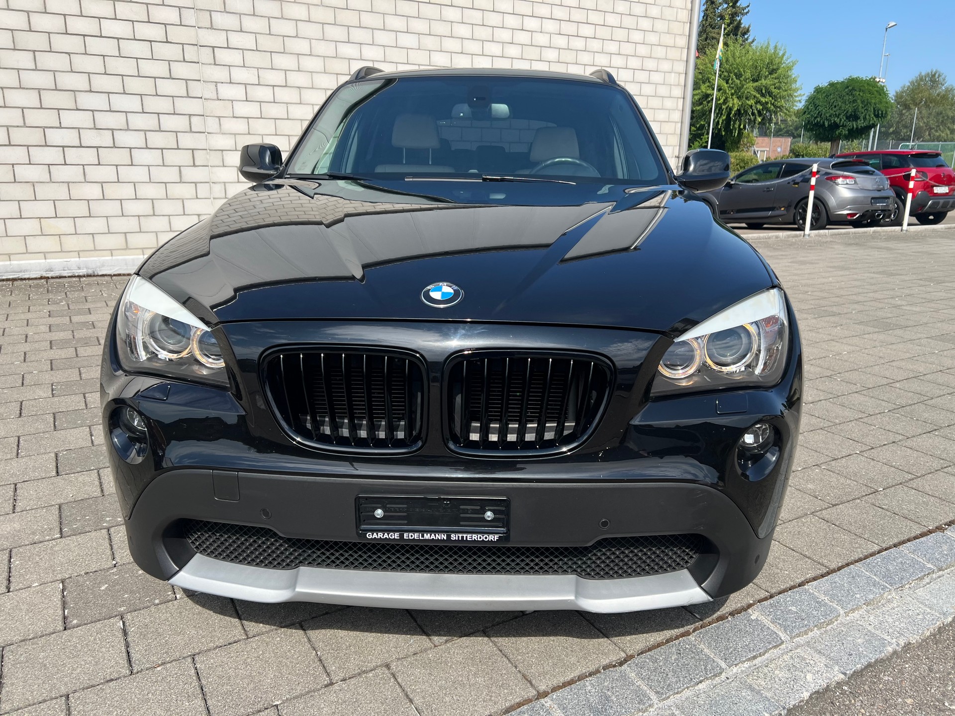 BMW X1 xDrive 28i Steptronic-image-1