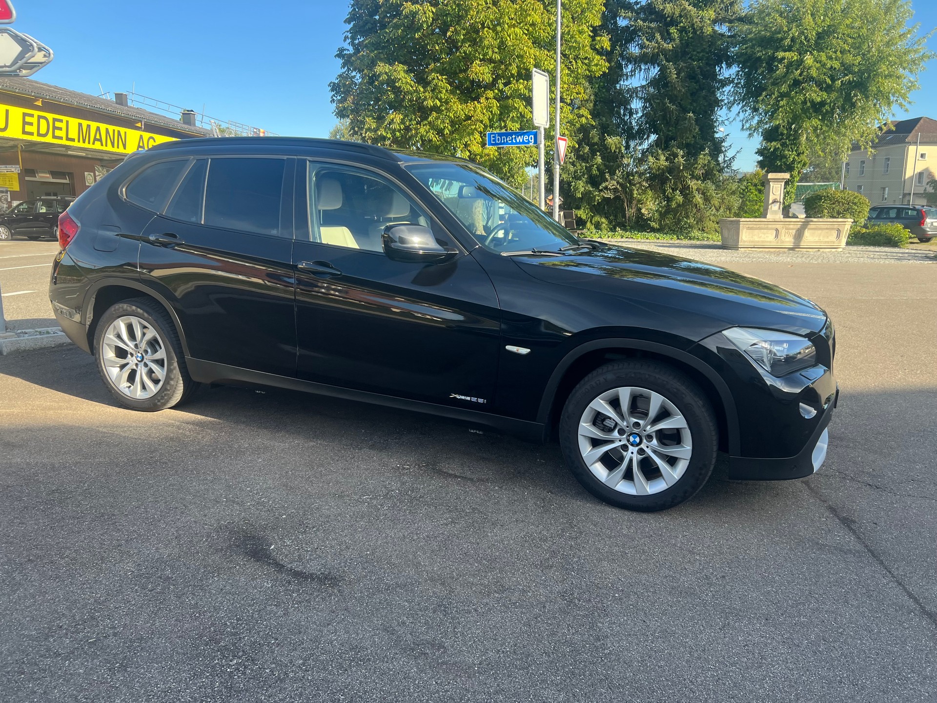 BMW X1 xDrive 28i Steptronic-image-7