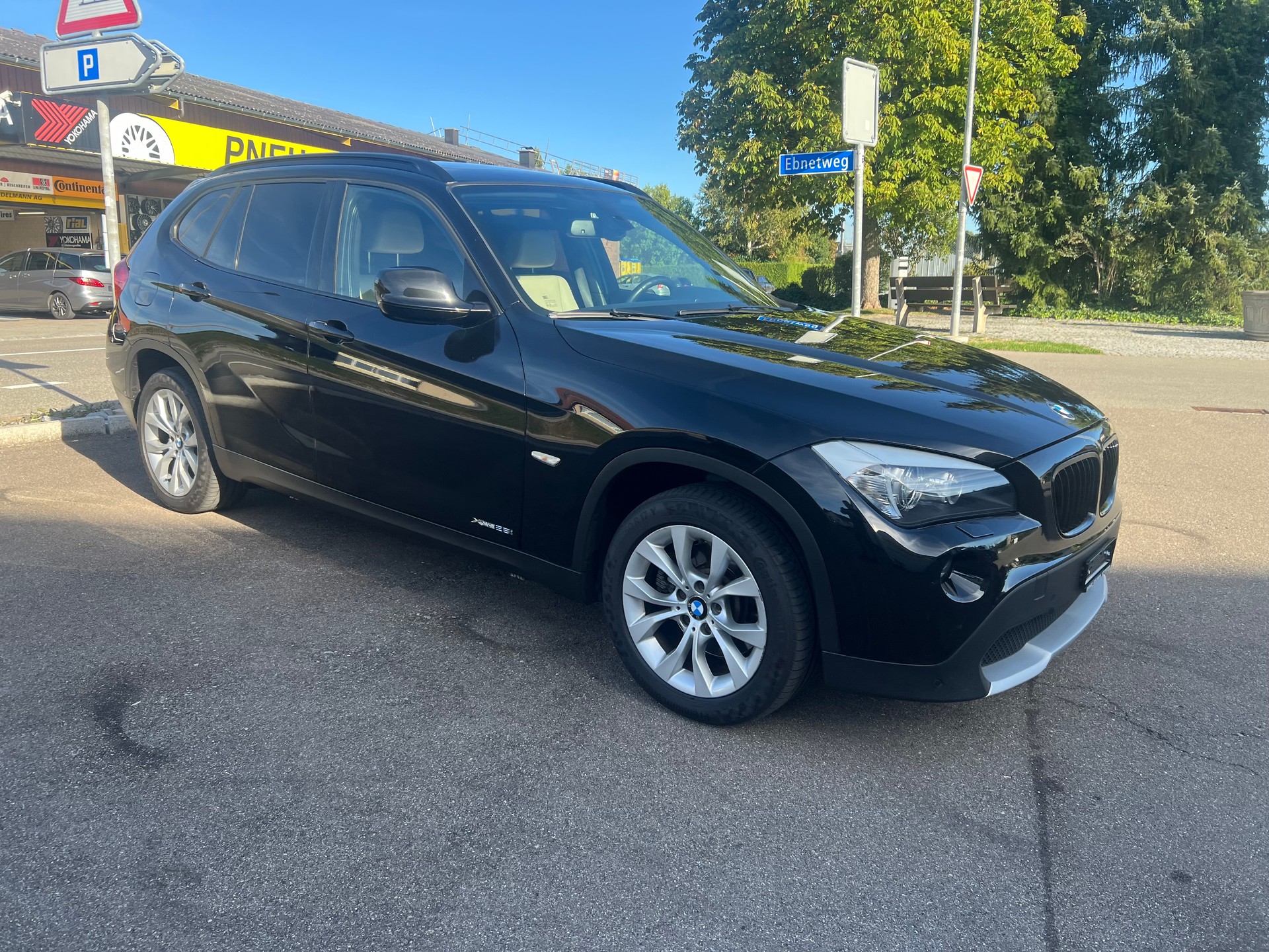 BMW X1 xDrive 28i Steptronic-image-6