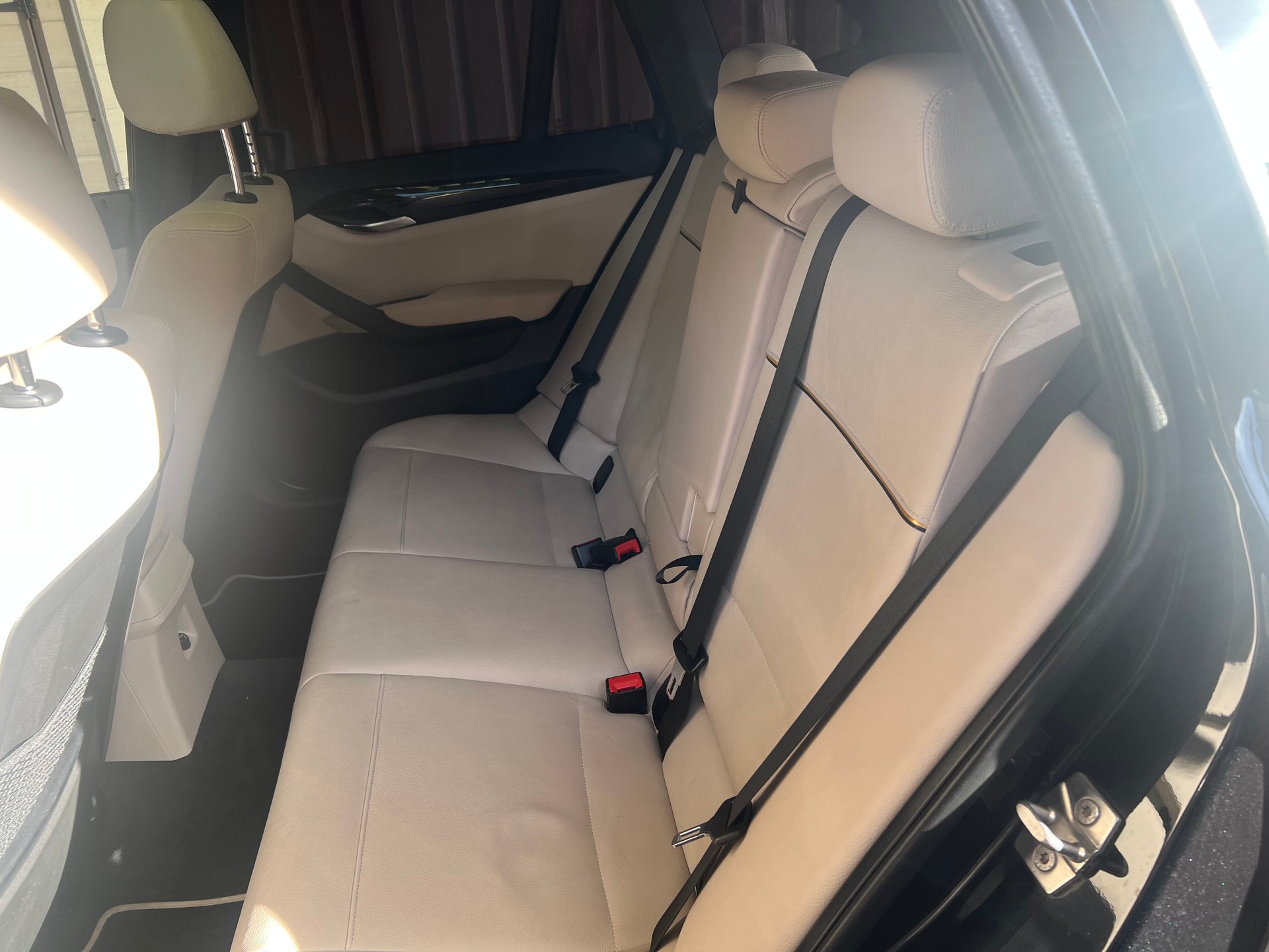 BMW X1 xDrive 28i Steptronic-image-29