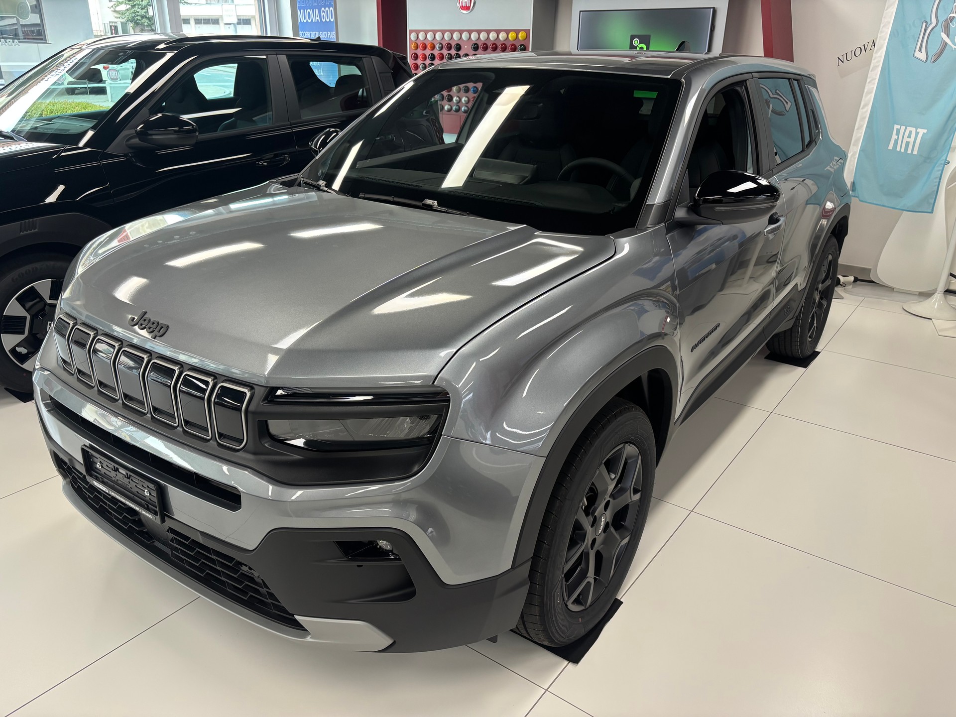JEEP Avenger 1.2 Turbo MHEV Black Edition-image-0