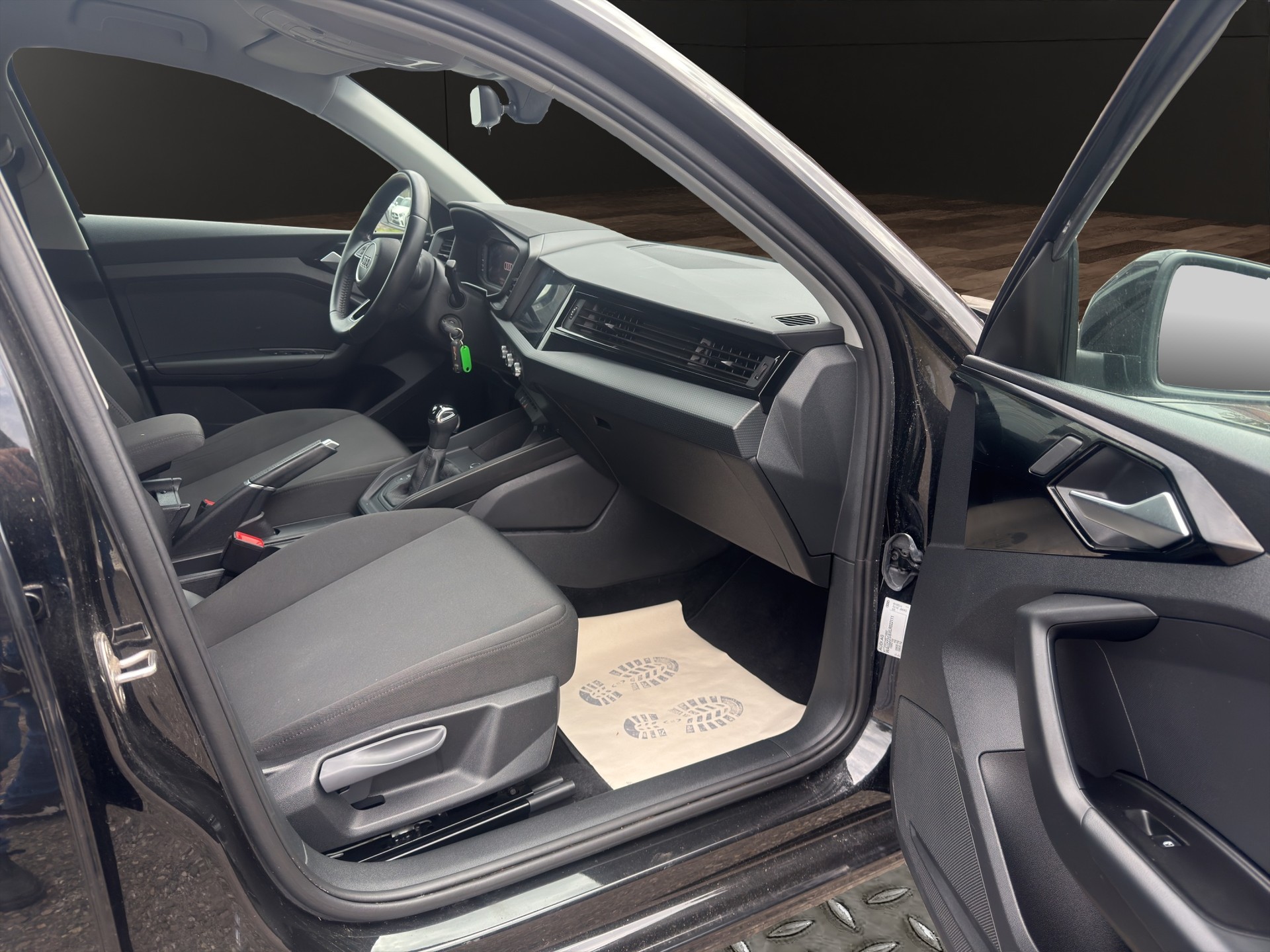 AUDI A1 Sportback 30 TFSI advanced S-tronic-image-12