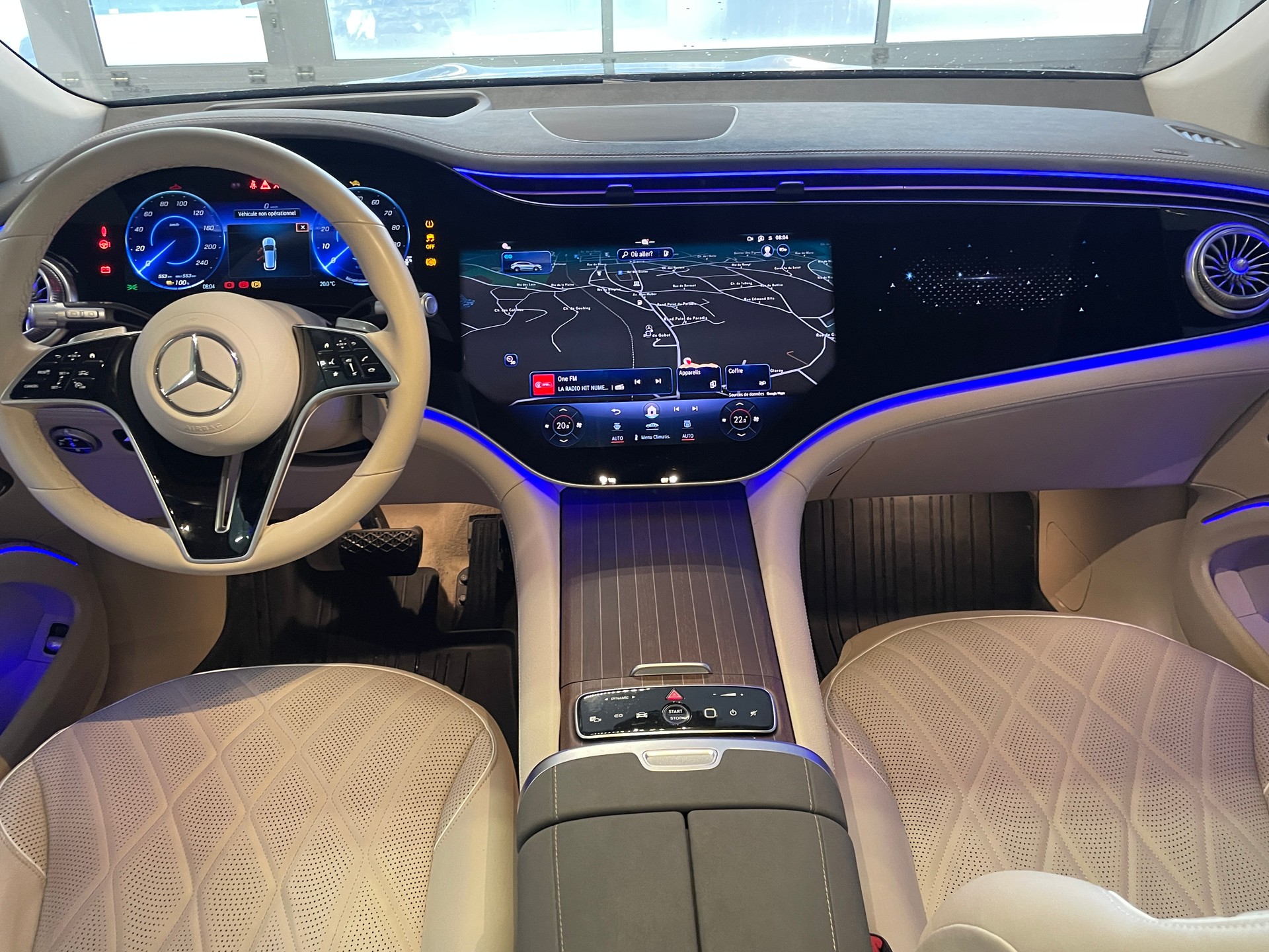 MERCEDES-BENZ EQS 580 4Matic Executive Edition SUV AMG Line-image-13