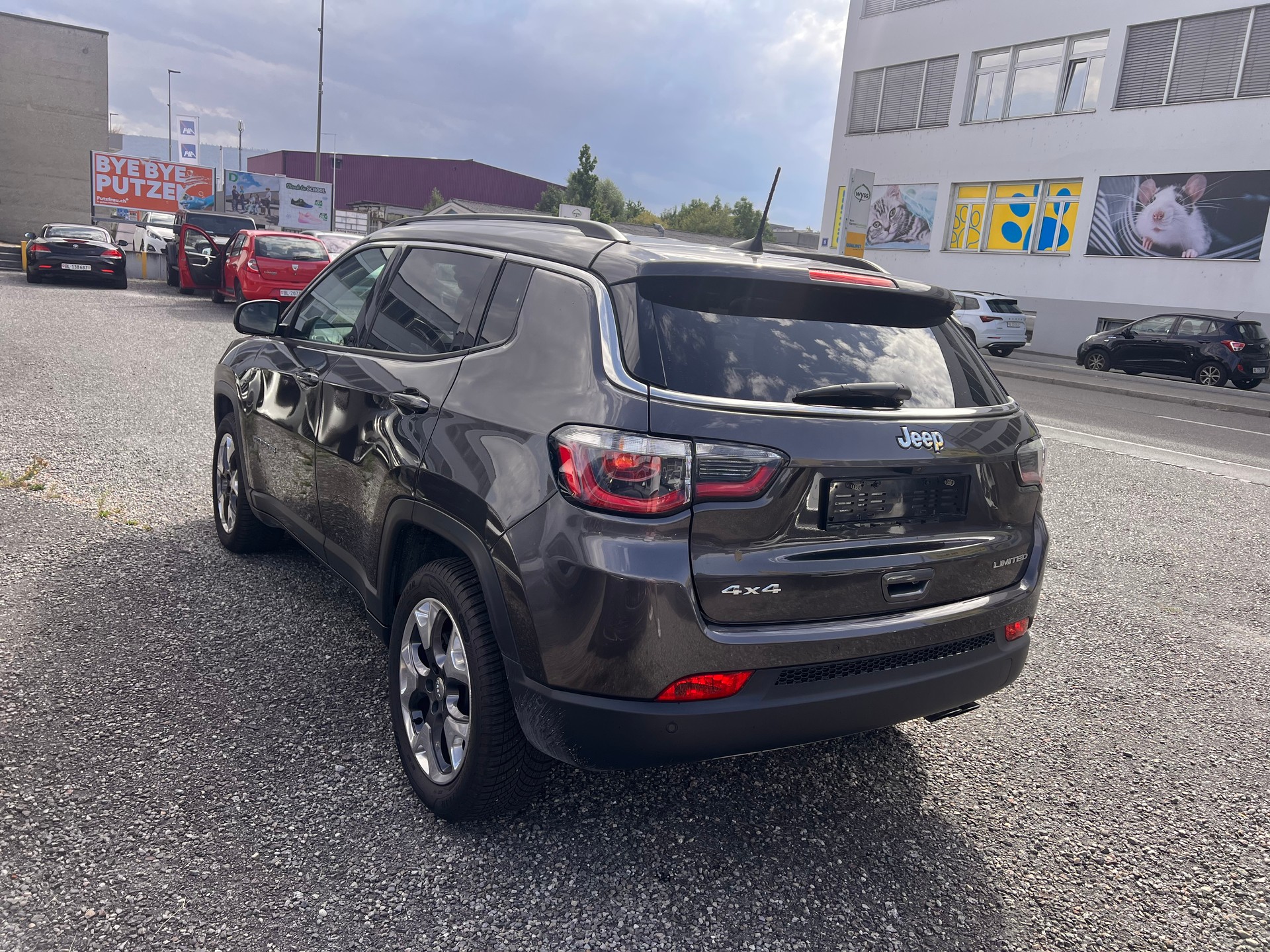 JEEP Compass 1.4 Turbo Limited AWD 9ATX-image-5