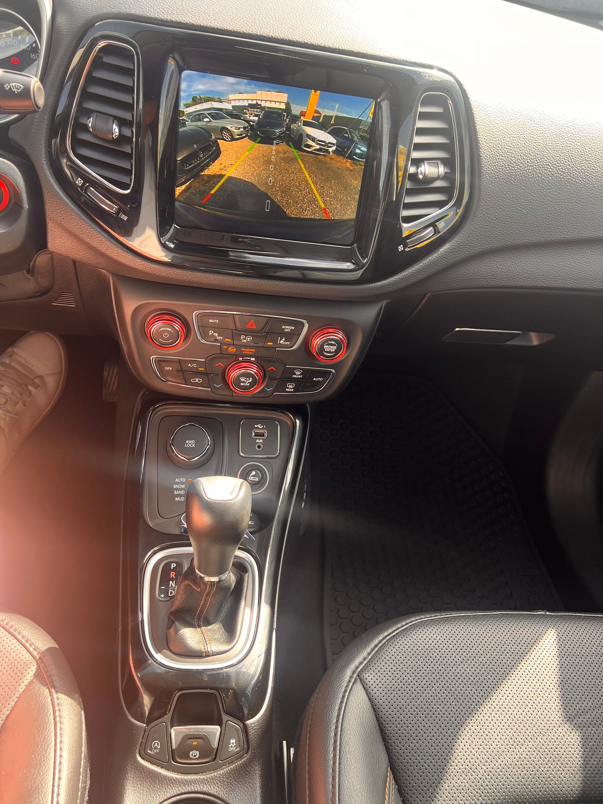 JEEP Compass 1.4 Turbo Limited AWD 9ATX-image-13