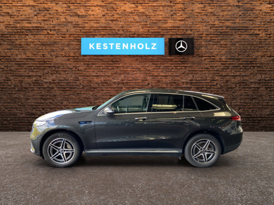 MERCEDES-BENZ EQC 400 AMG Line 4Matic-image-3