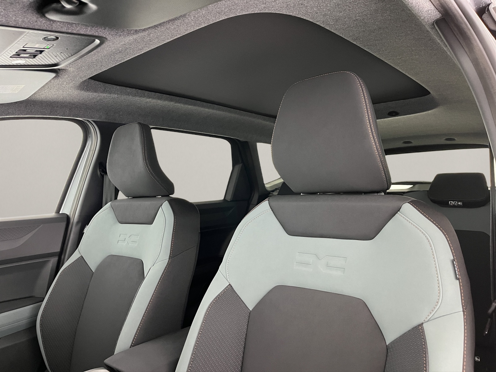 DACIA Bigster 1.2 Hybrid Extreme 4WD-image-14