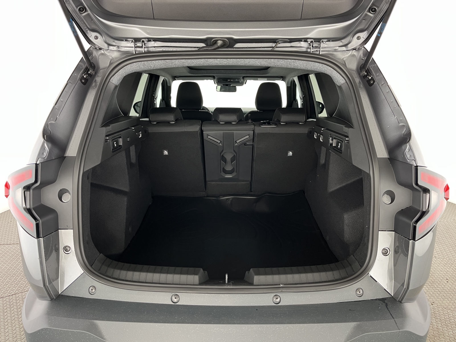 DACIA Bigster 1.2 Hybrid Extreme 4WD-image-17