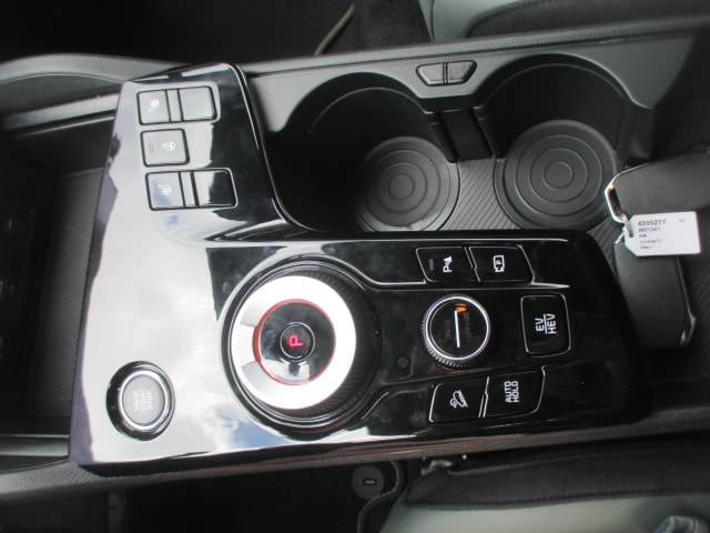 KIA Sportage 1.6T-GDi PHEV Power Edition 4x4 A-image-13