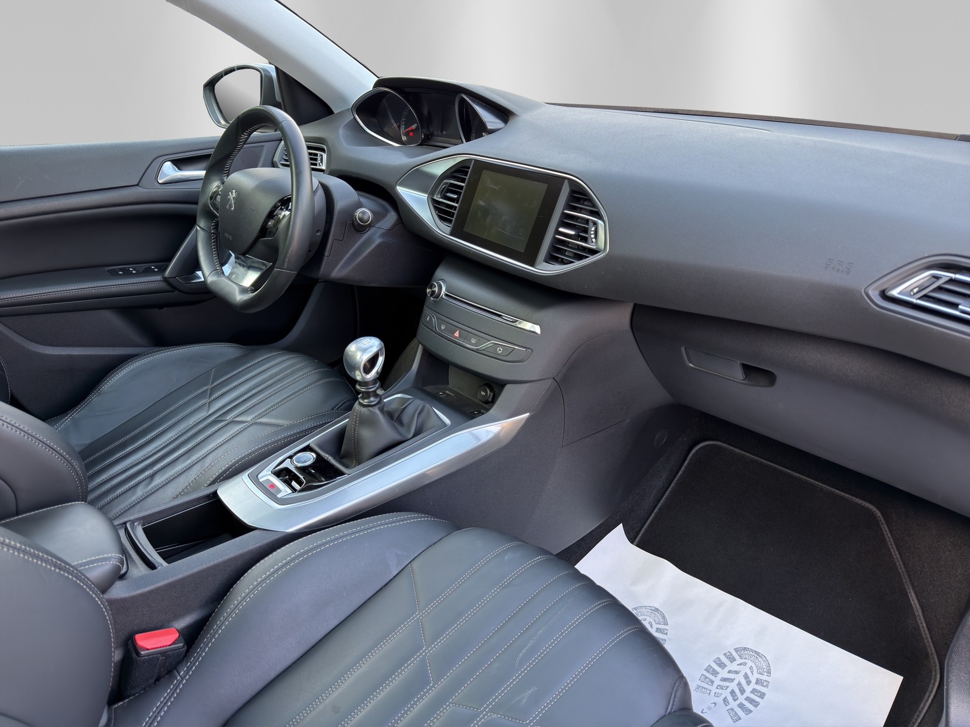PEUGEOT 308 1.6 THP Féline-image-12