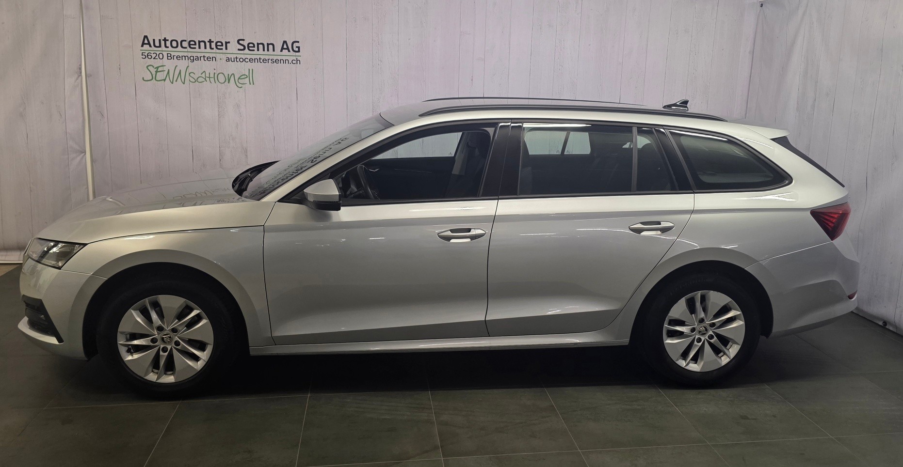 SKODA Octavia Combi 2.0 TDI DSG Ambition-showroom-element-2