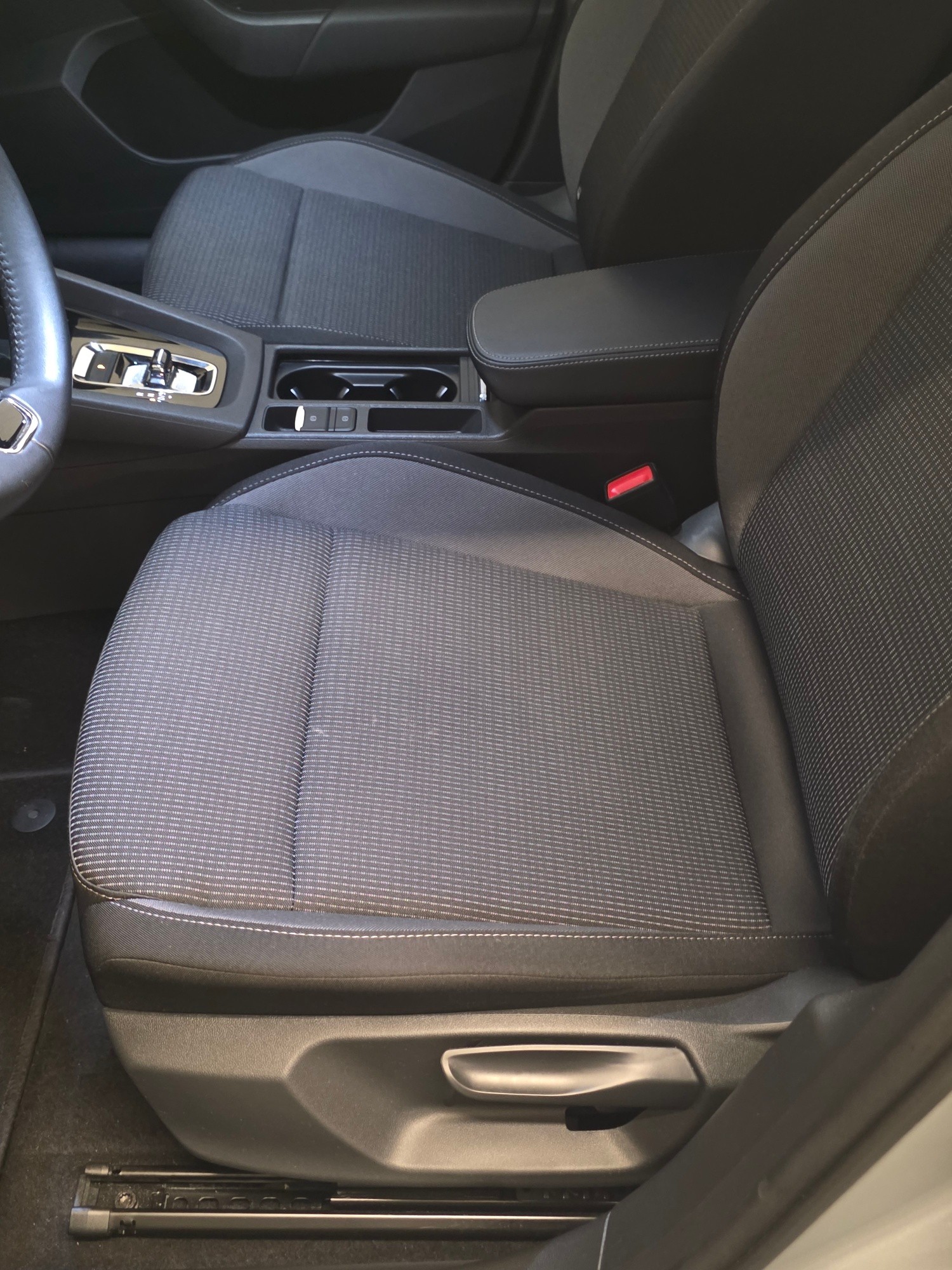 SKODA Octavia Combi 2.0 TDI DSG Ambition-image-10