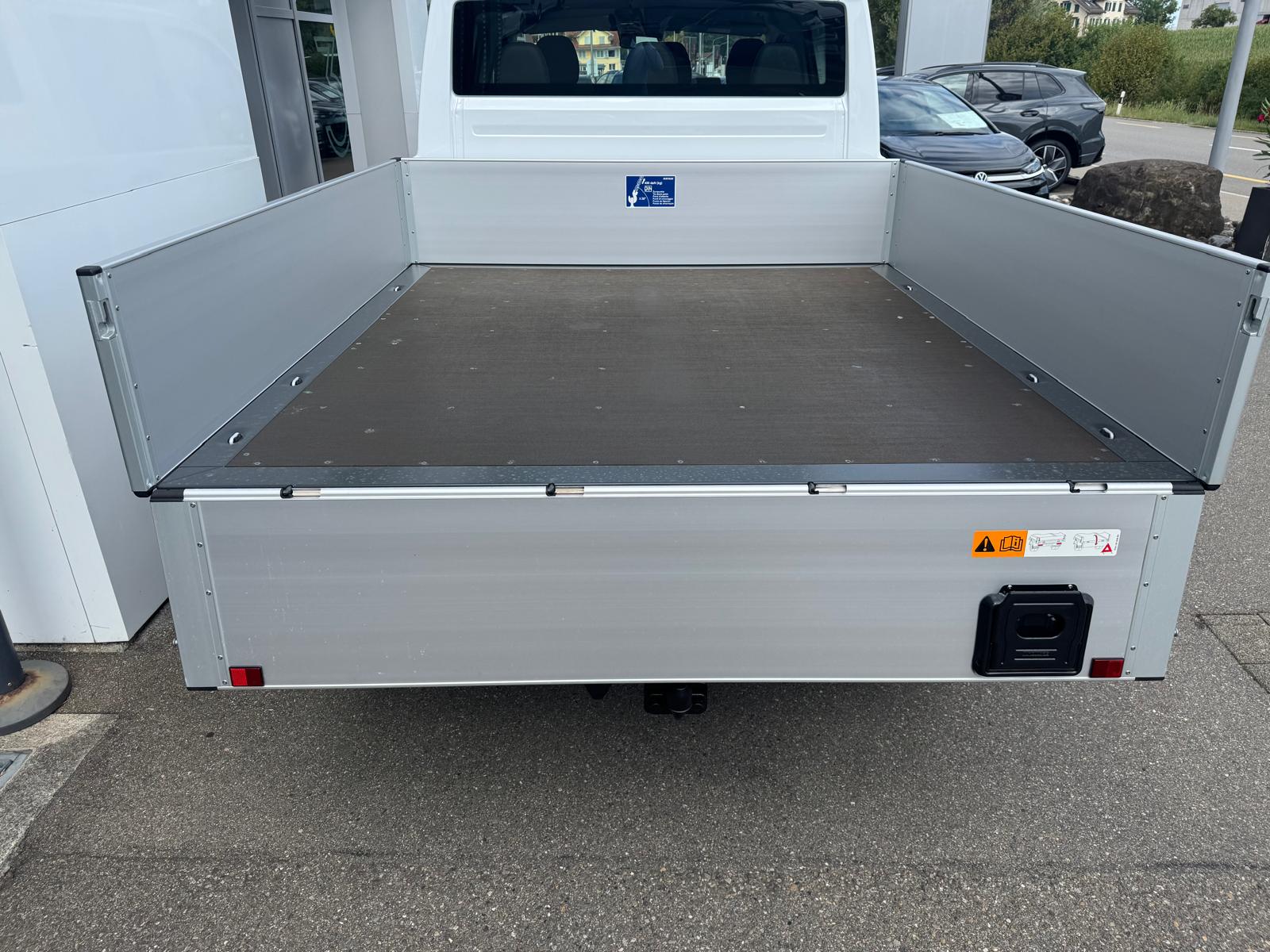 VW Transporter 2.0 TDI Automat-image-5