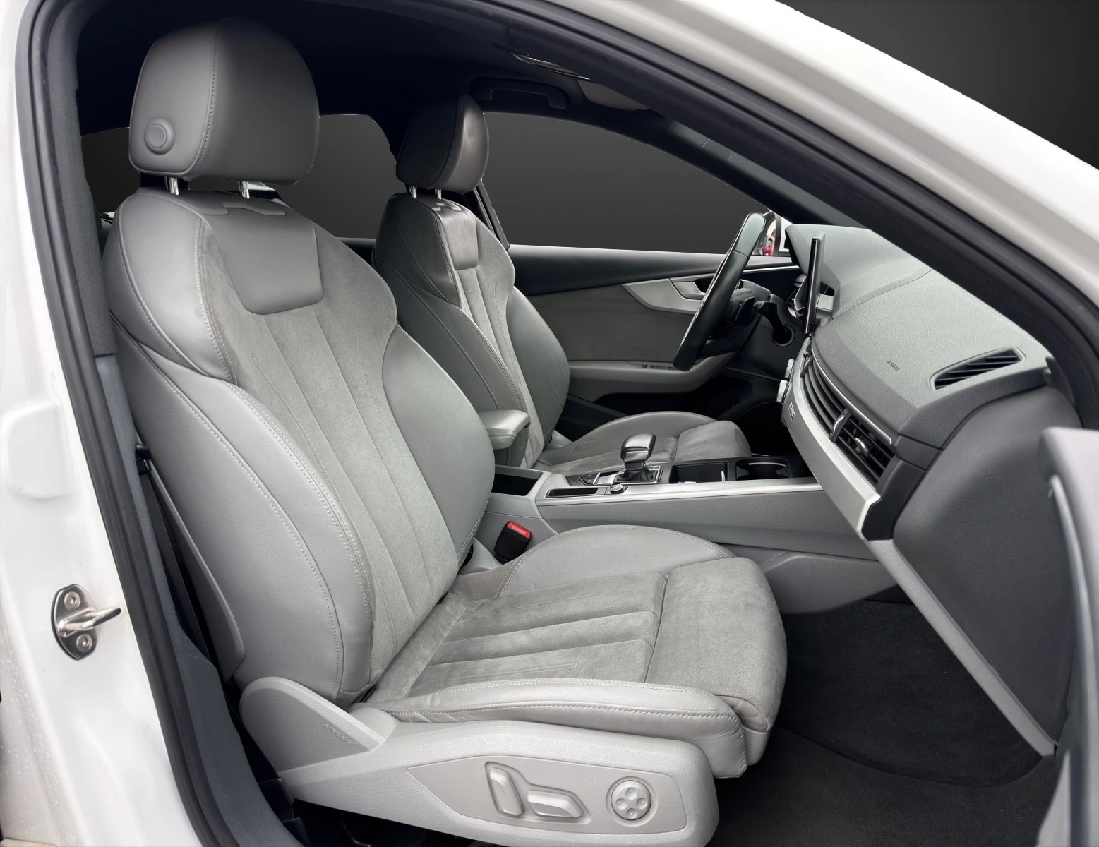 AUDI A4 allroad 40 TDI quattro tiptronic mit 190 PS-image-8