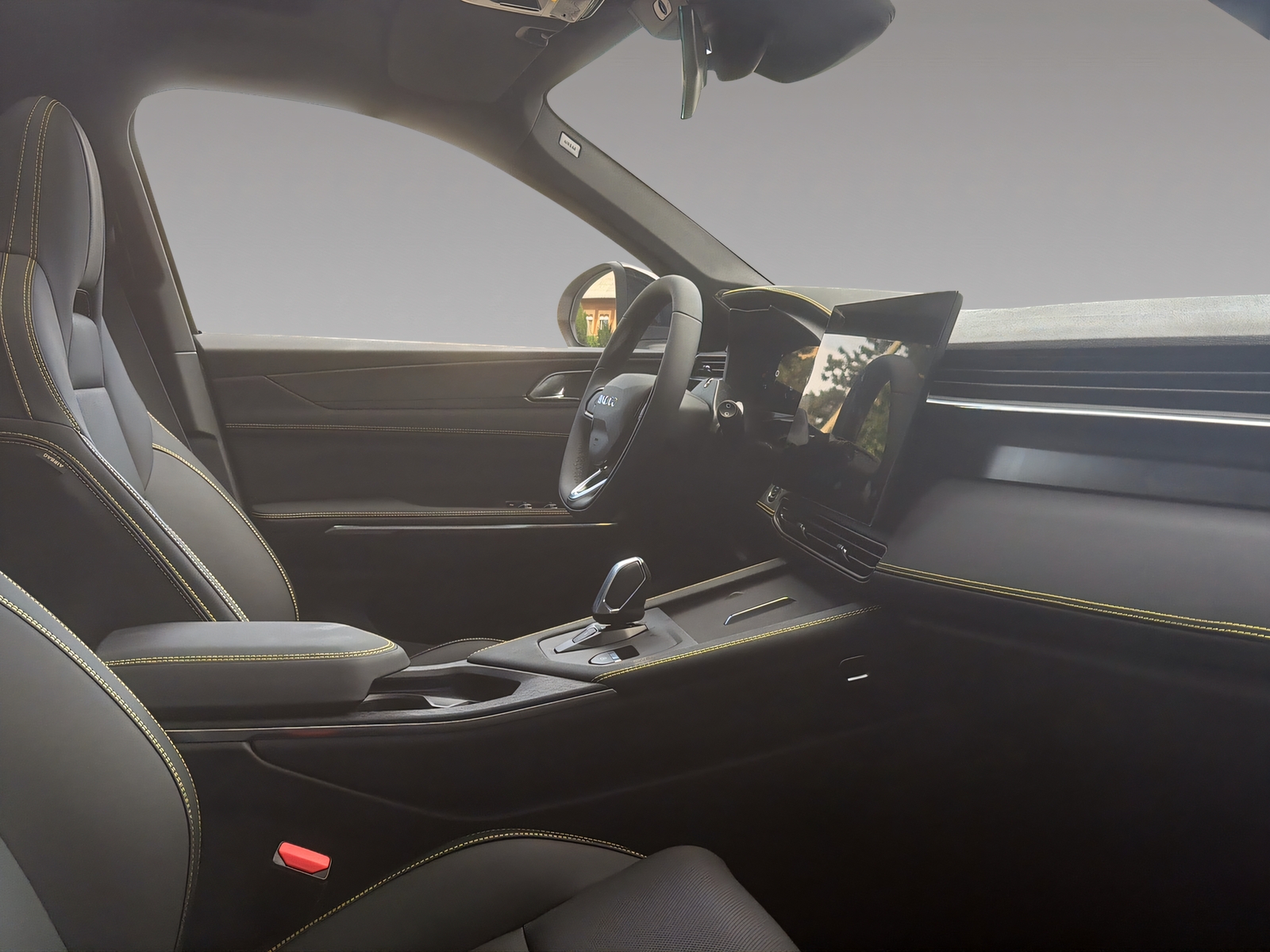 LYNK & CO 01 1.5 PHEV More-image-11