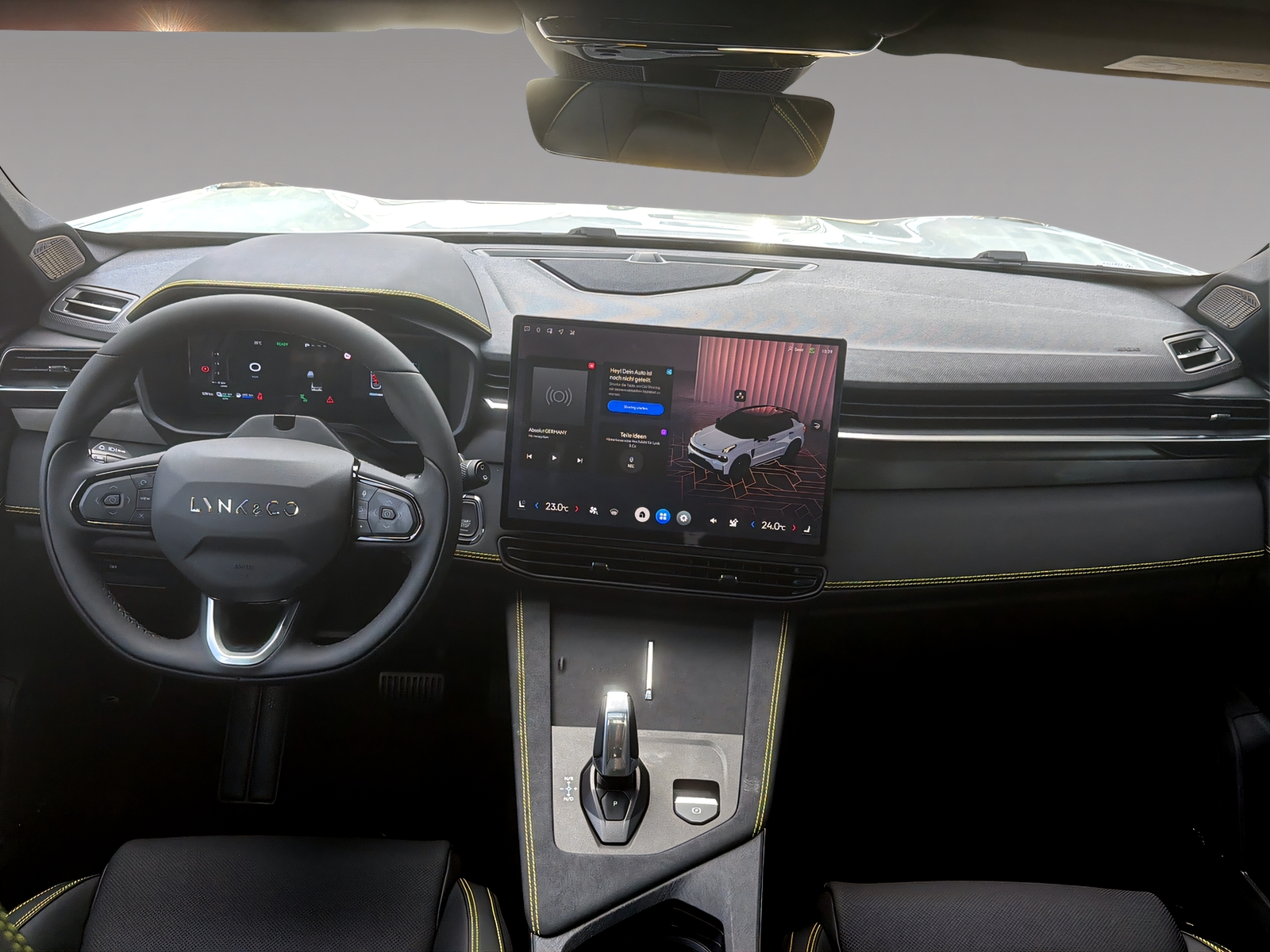 LYNK & CO 01 1.5 PHEV More-image-8
