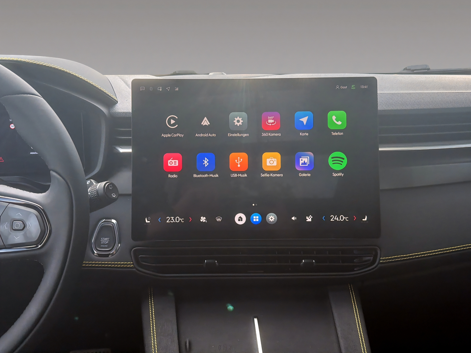 LYNK & CO 01 1.5 PHEV More-image-15