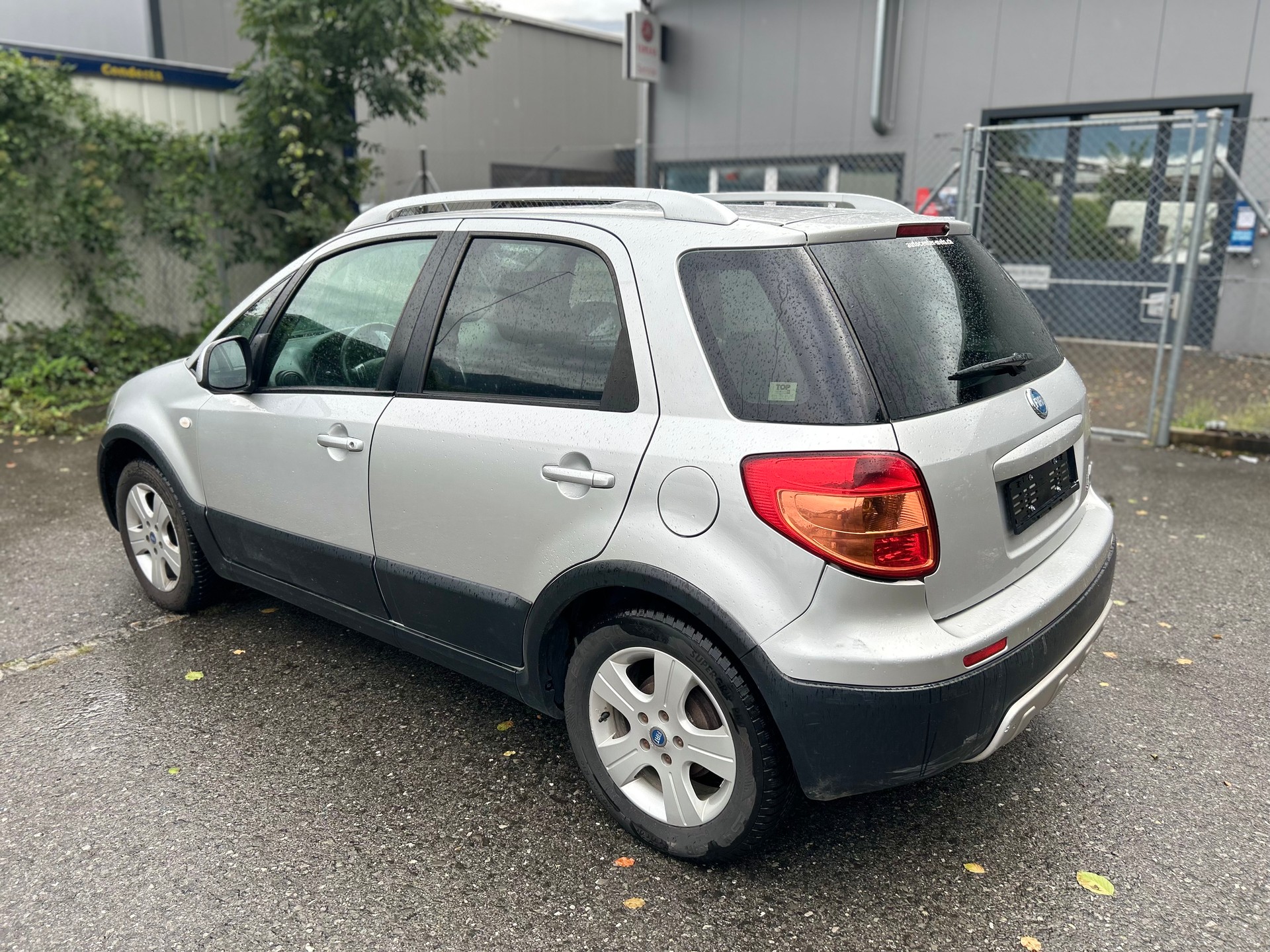 FIAT Sedici 1.9 JTD 4WD Freestyle-image-3