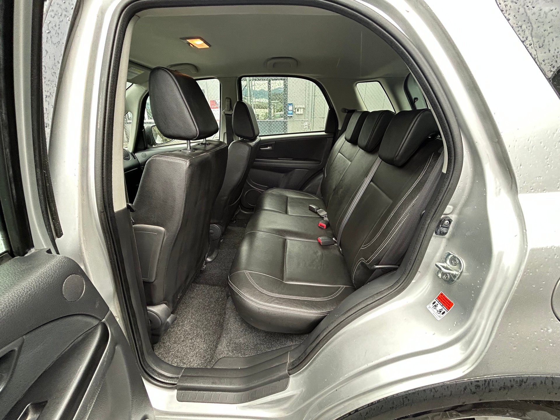 FIAT Sedici 1.9 JTD 4WD Freestyle-image-12