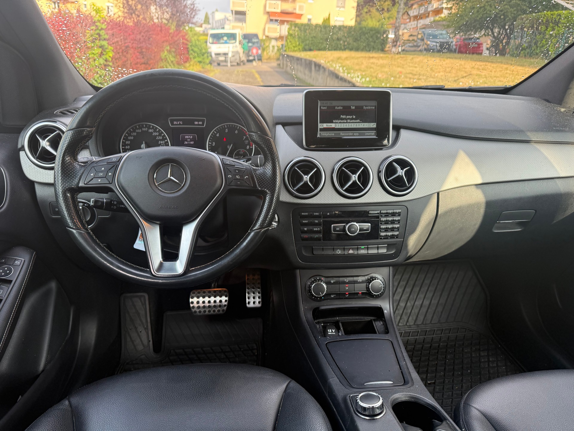 MERCEDES-BENZ B 220 4Matic 7G-DCT-image-10