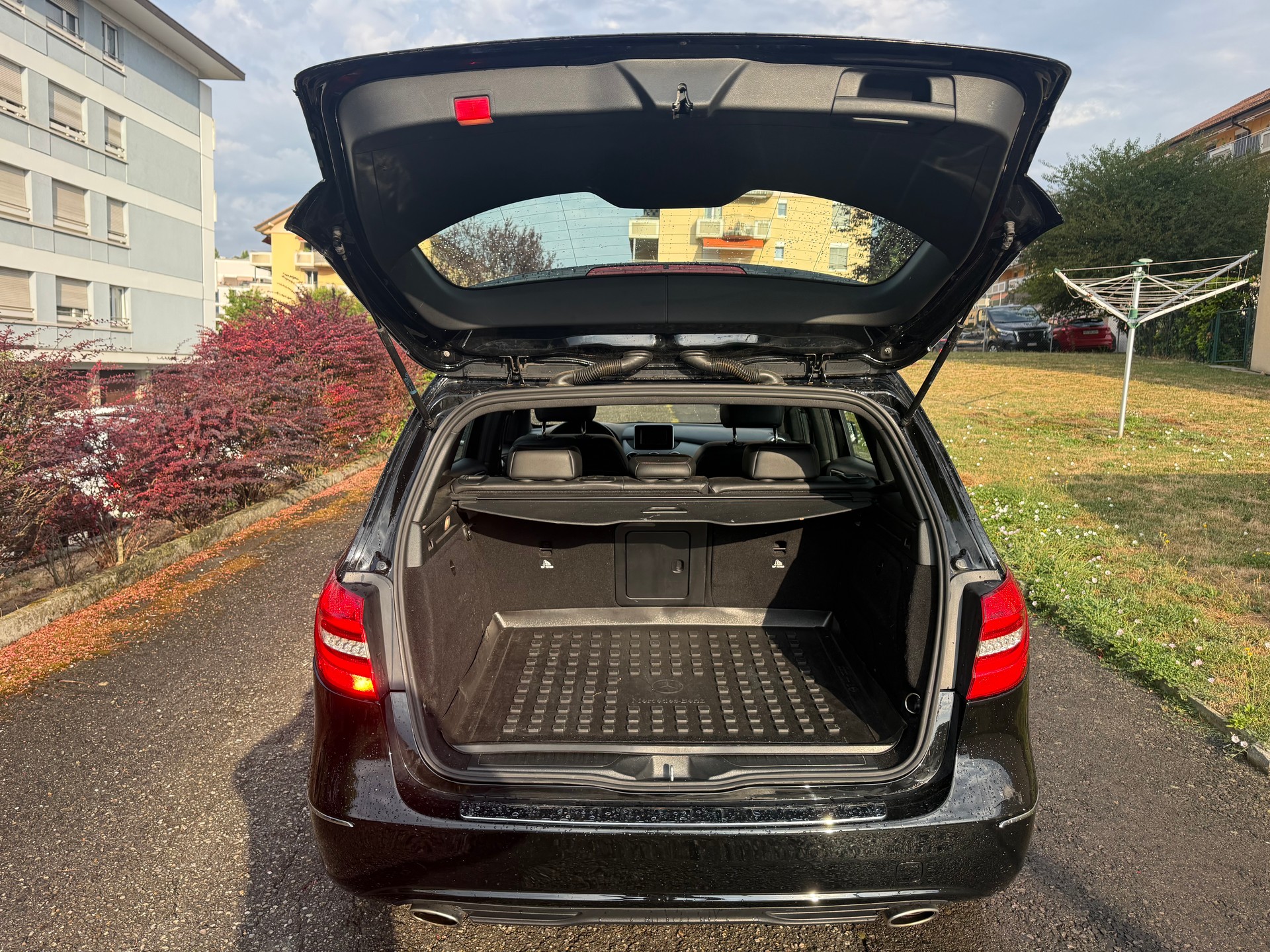 MERCEDES-BENZ B 220 4Matic 7G-DCT-image-8