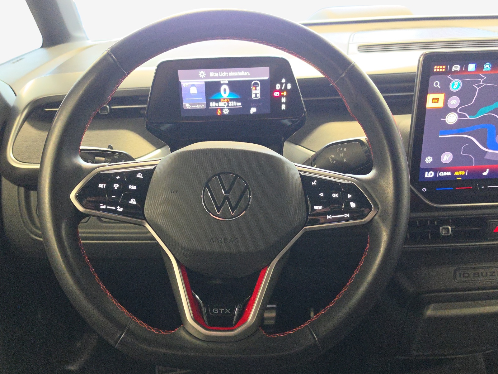 VW ID.Buzz LWB GTX 4 Motion-image-10